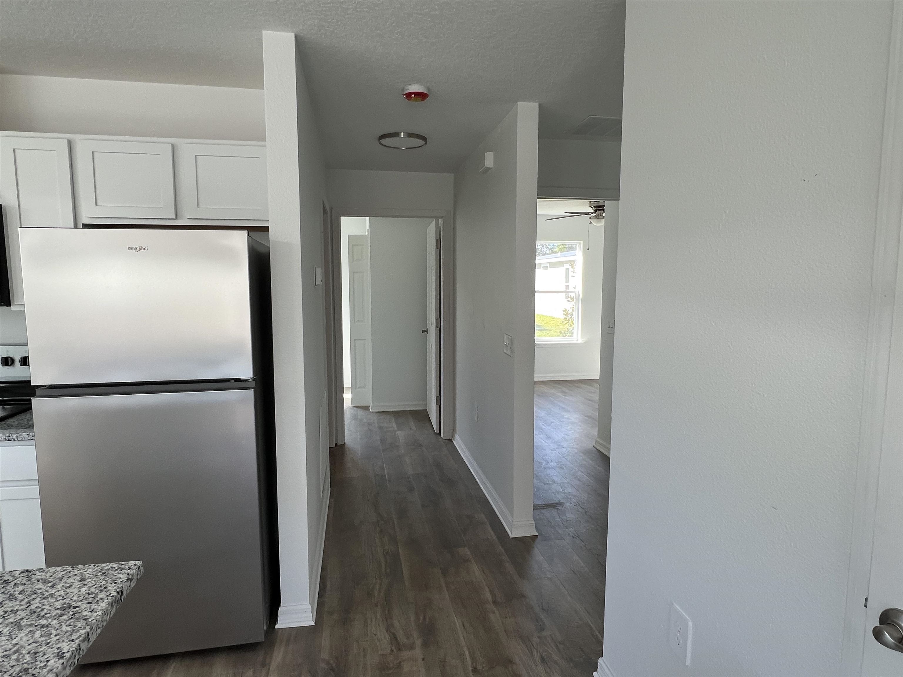 Image 14 of 50 For 97 Mcdonald Ave