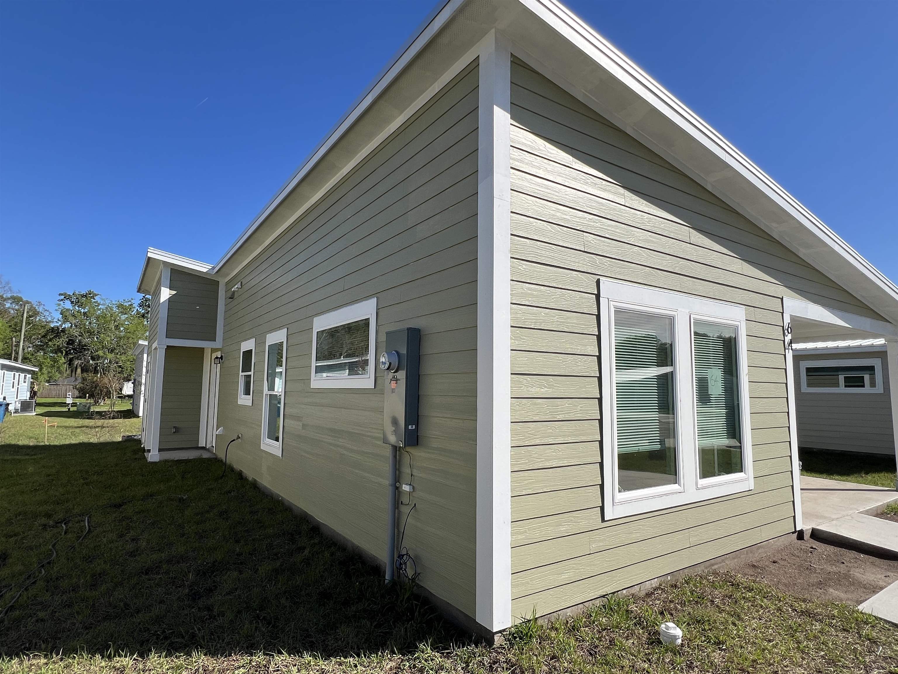 Image 2 of 50 For 97 Mcdonald Ave