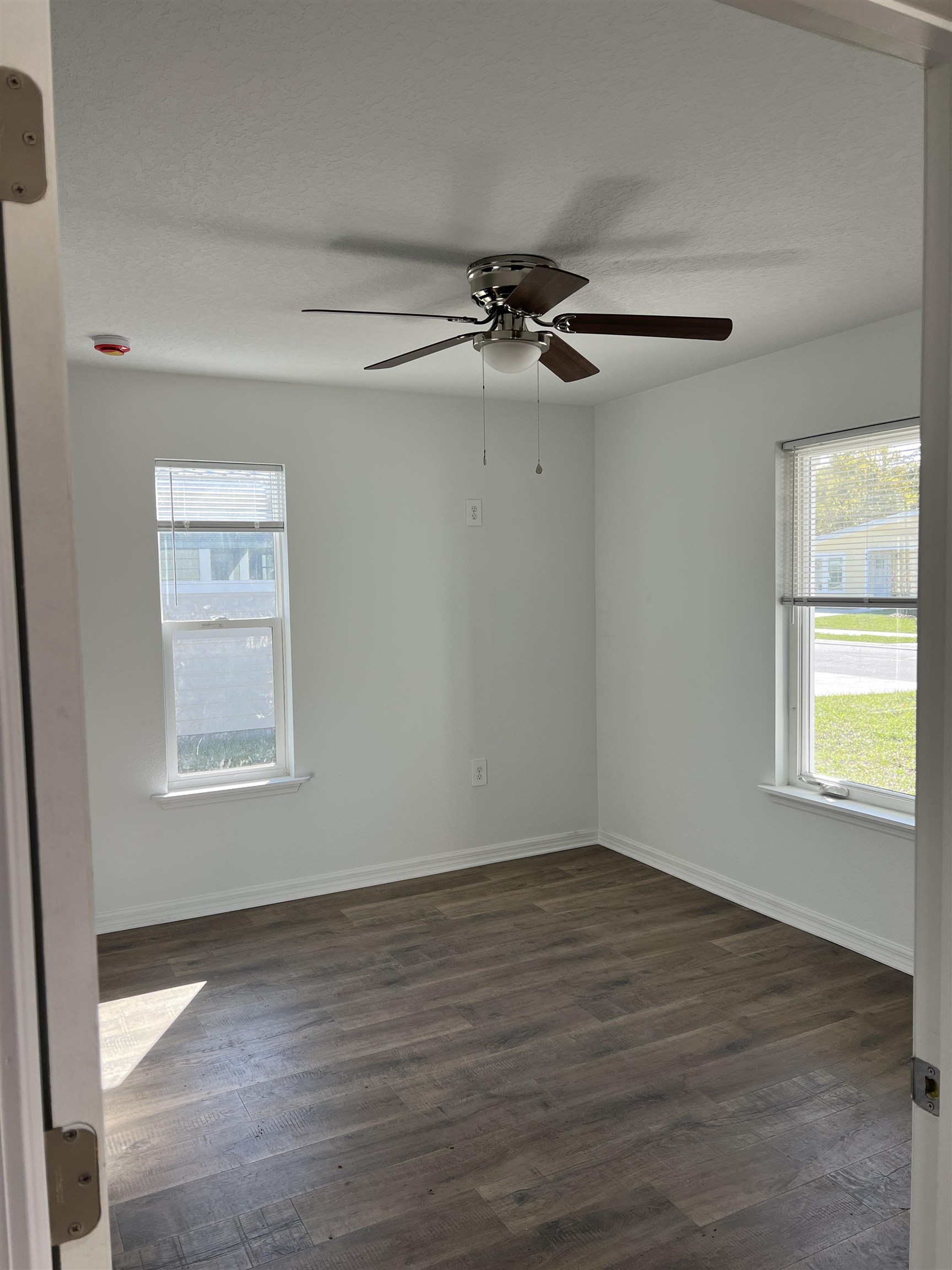 Image 35 of 50 For 97 Mcdonald Ave