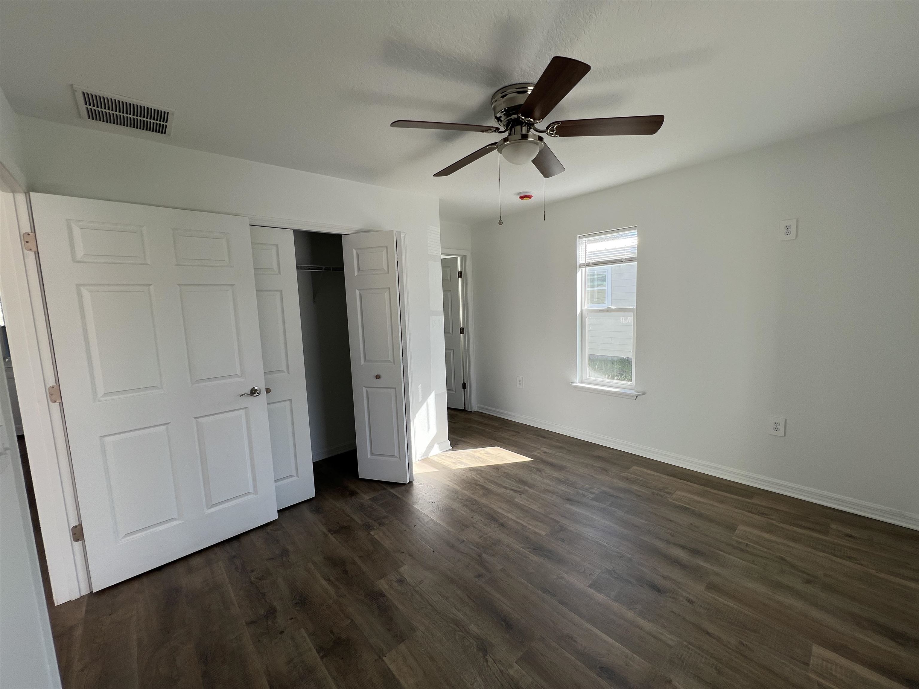 Image 39 of 50 For 97 Mcdonald Ave