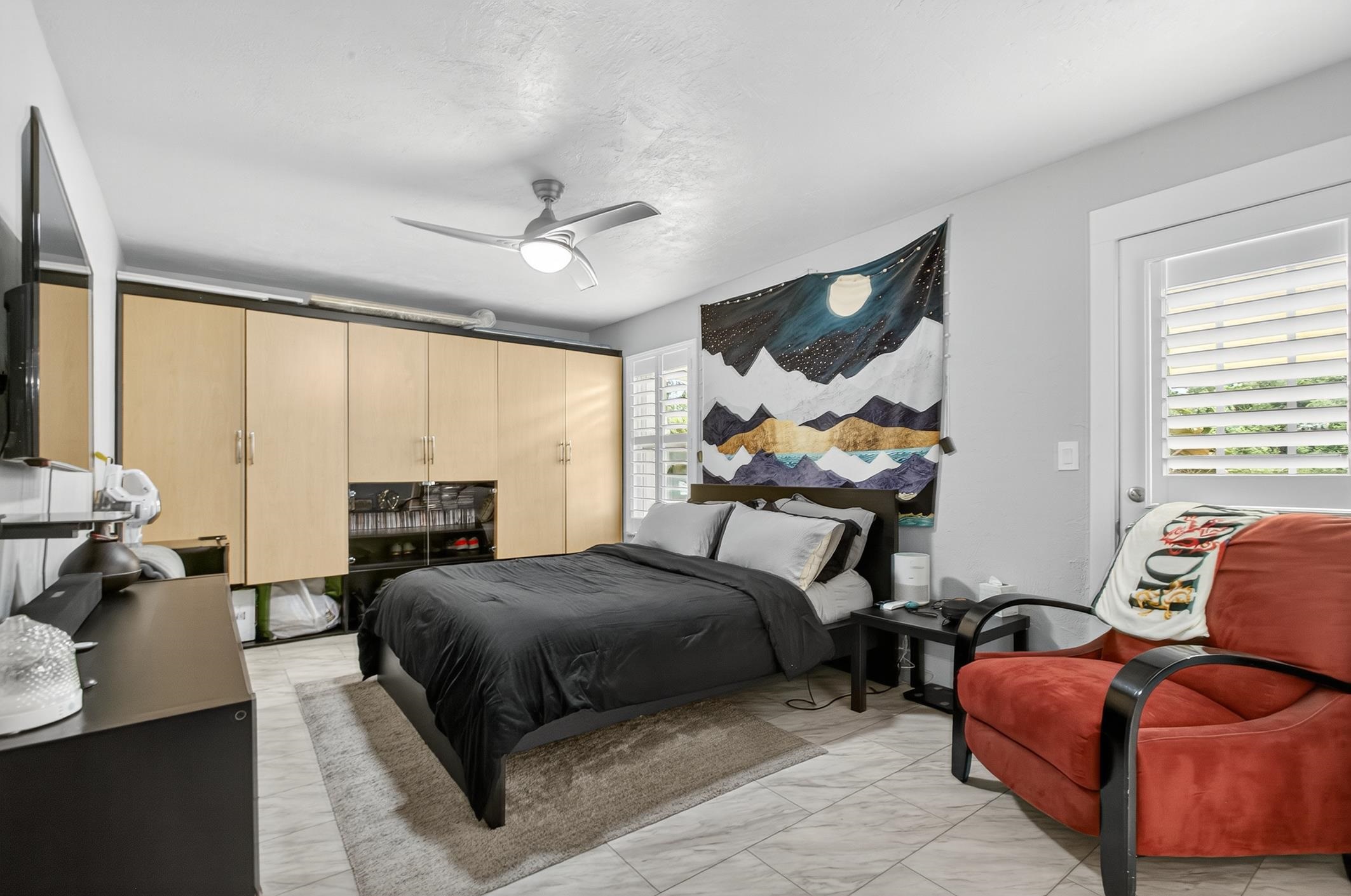 Image 26 of 68 For 27 Oakmont Circle