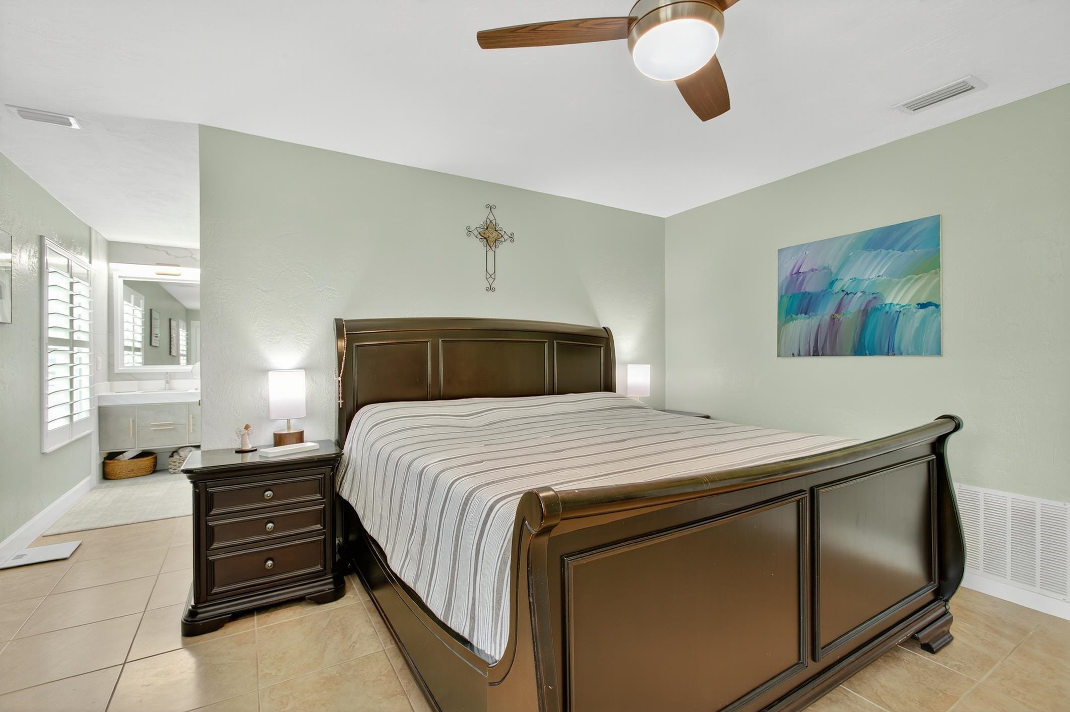 Image 30 of 68 For 27 Oakmont Circle