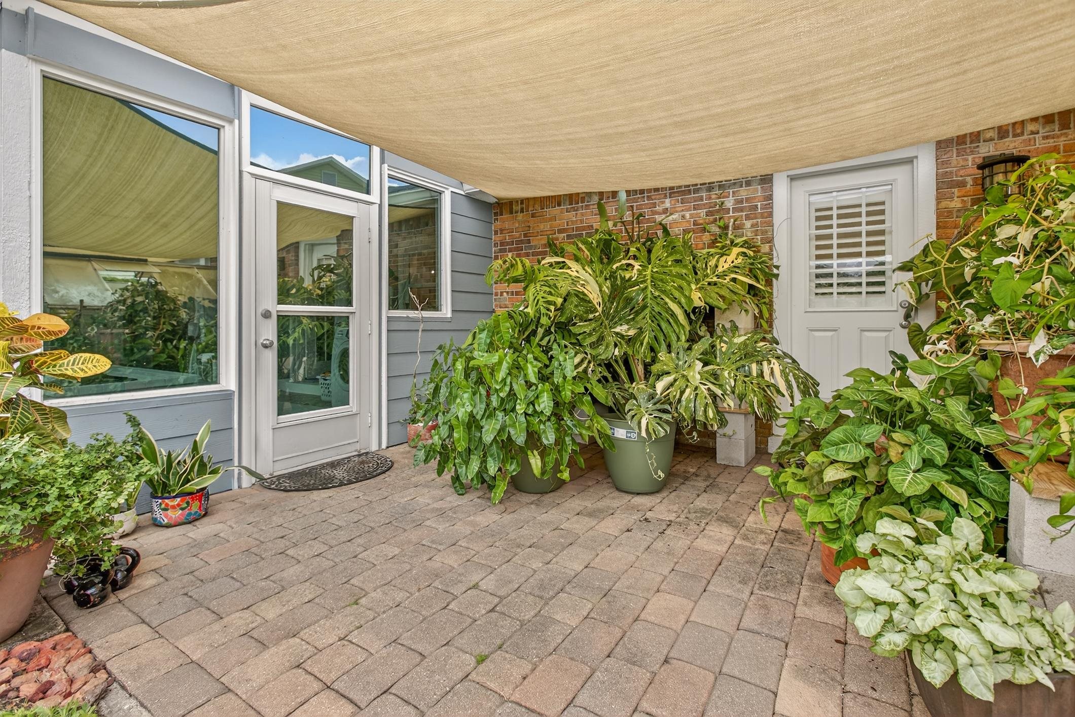 Image 54 of 68 For 27 Oakmont Circle