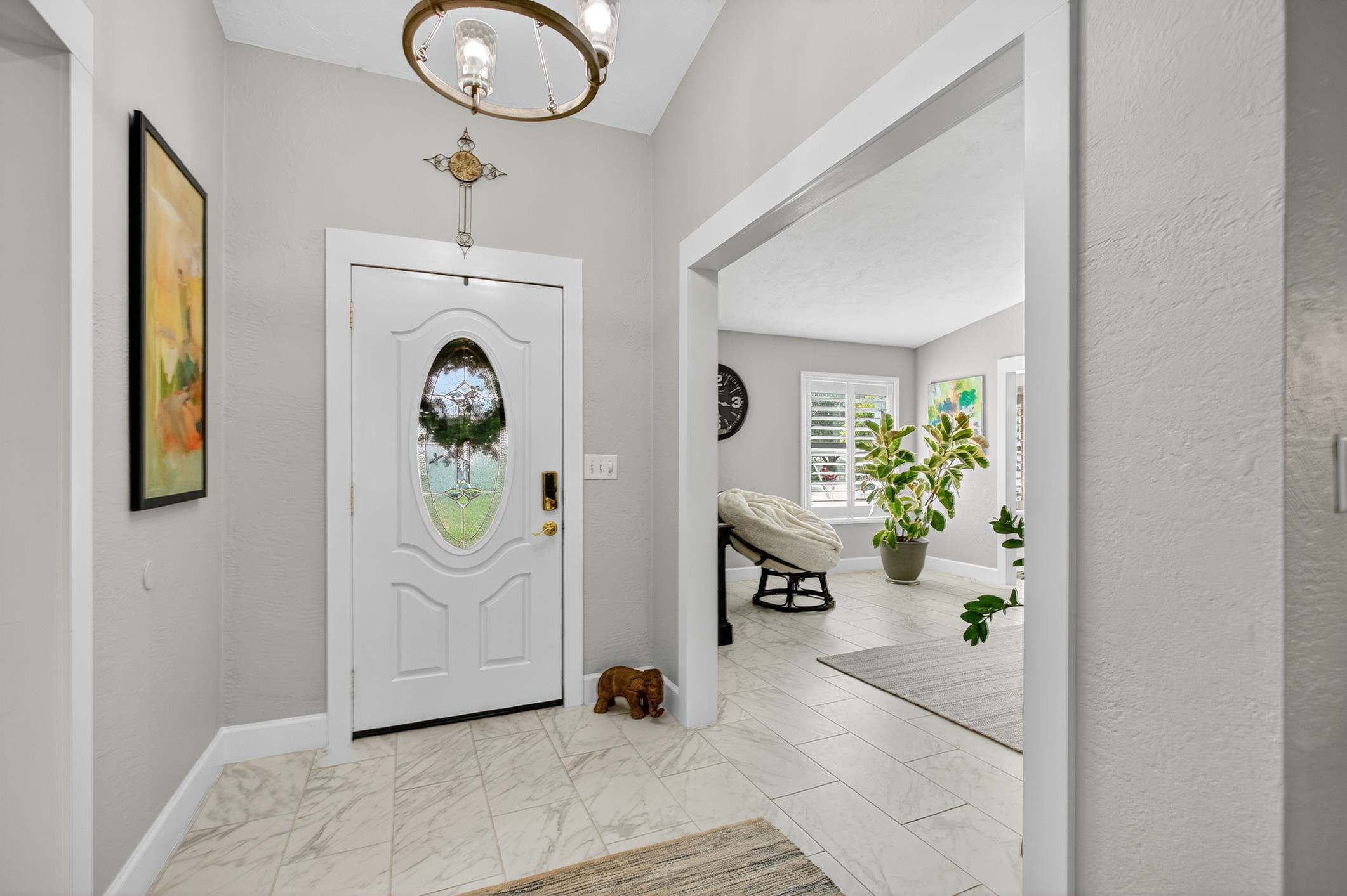 Image 8 of 68 For 27 Oakmont Circle