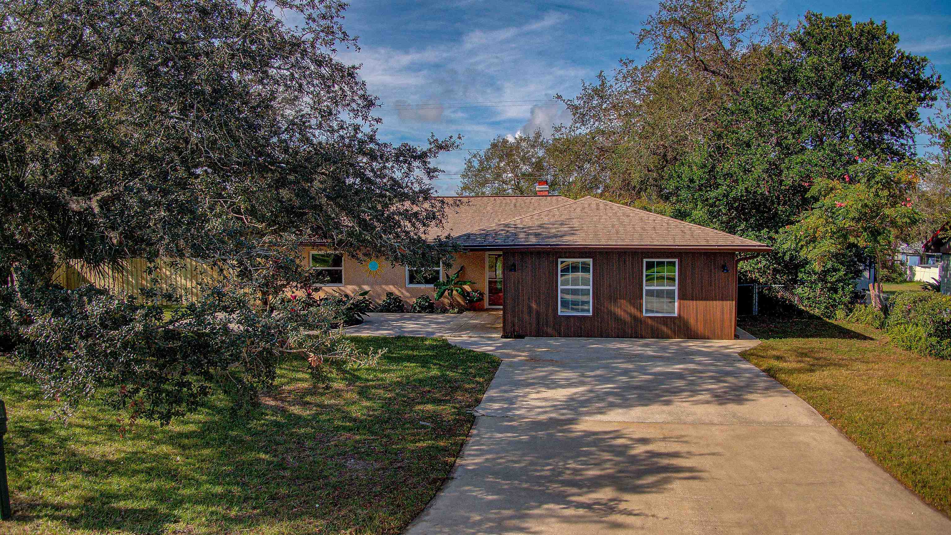 Image 11 of 58 For 412 Gentian Rd