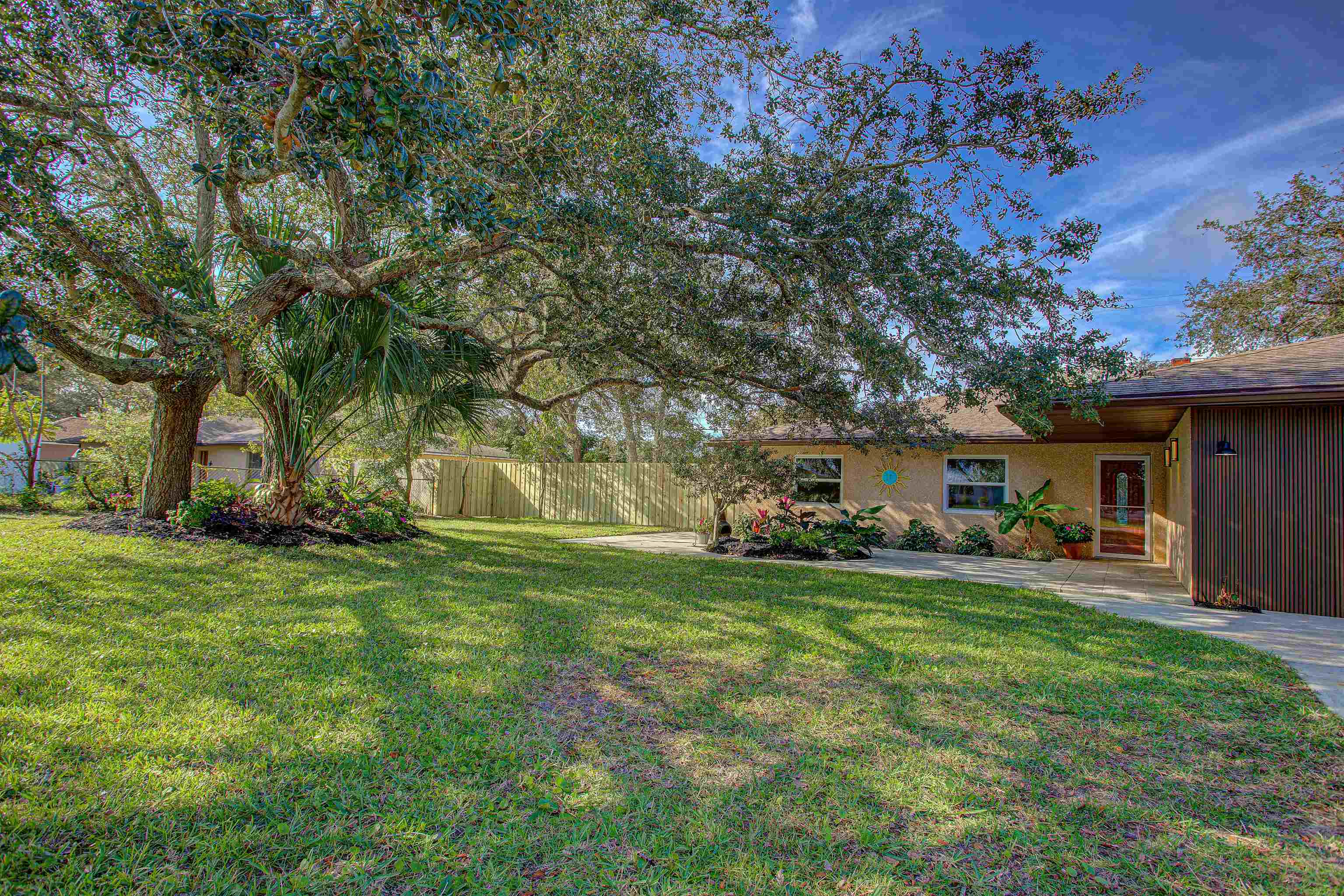 Image 13 of 58 For 412 Gentian Rd