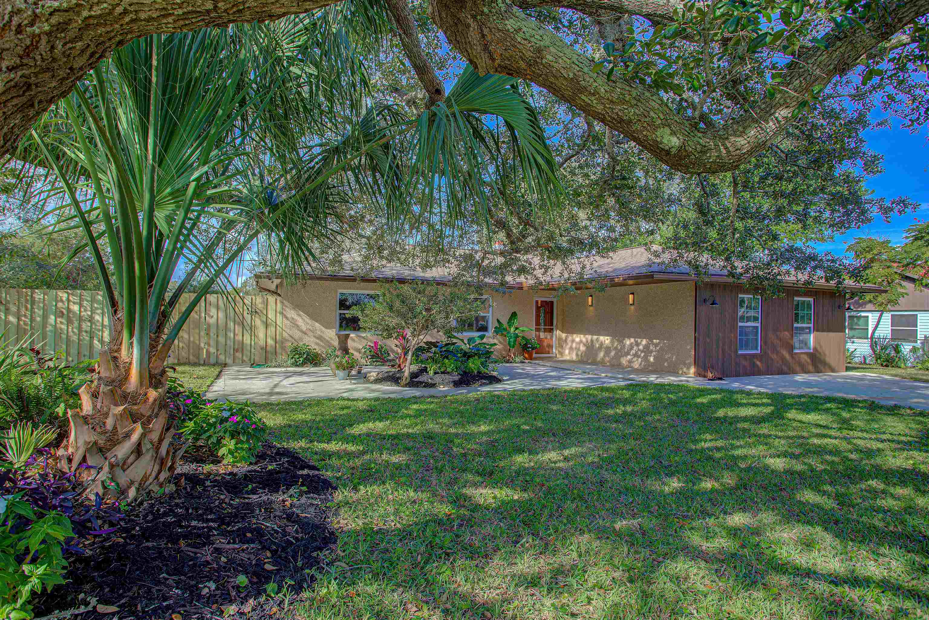 Image 14 of 58 For 412 Gentian Rd