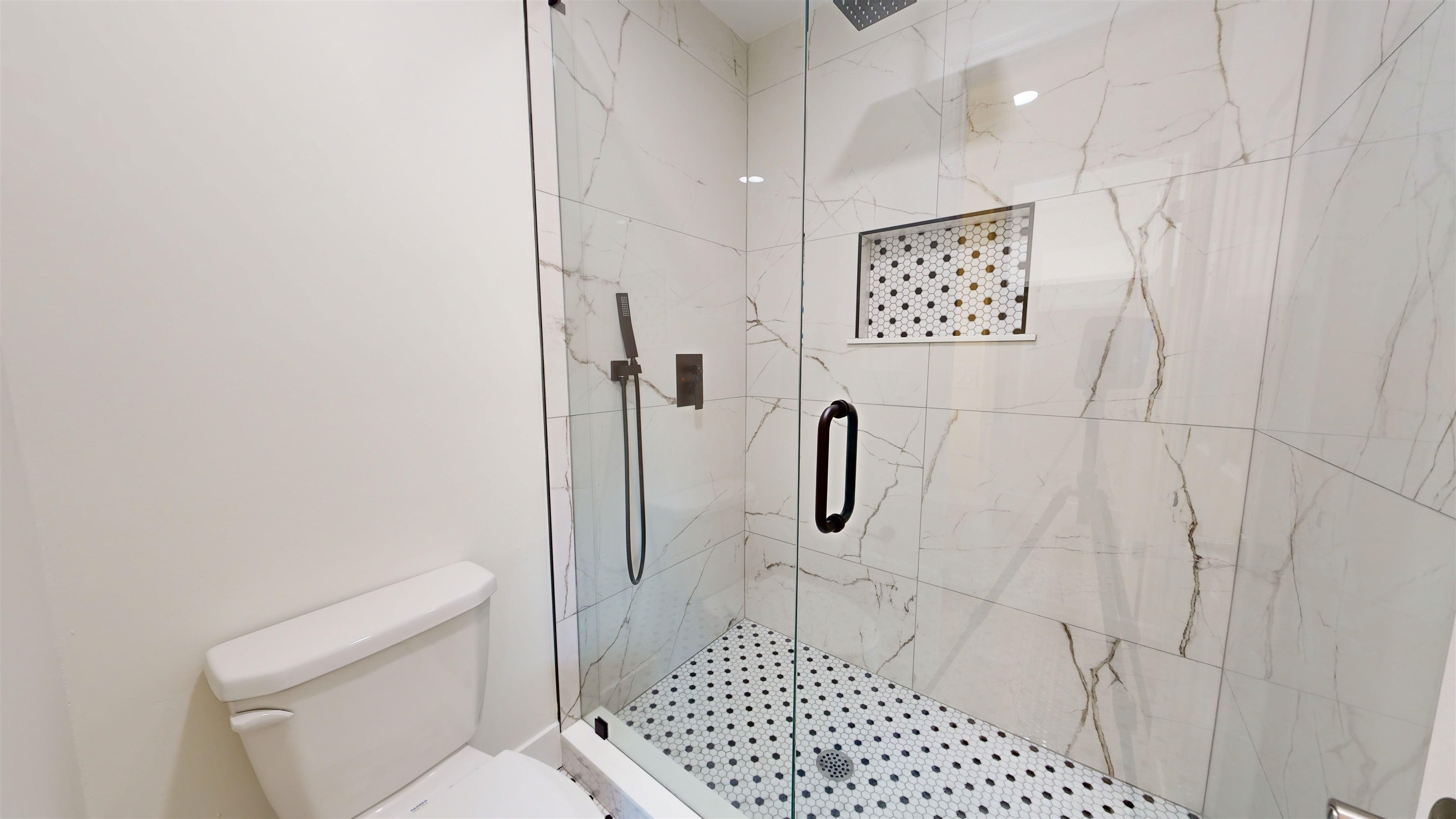 Image 30 of 58 For 412 Gentian Rd