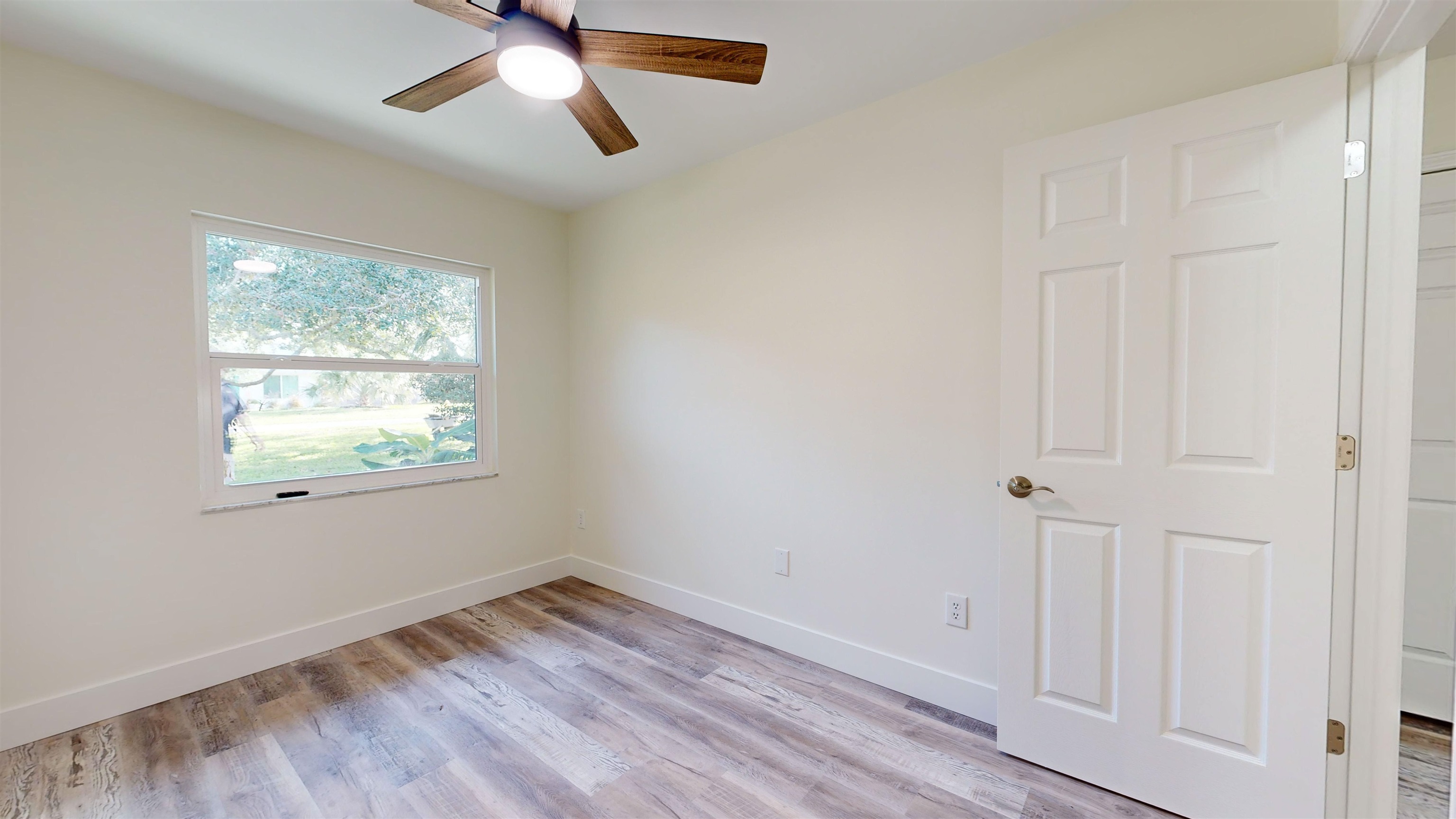 Image 40 of 58 For 412 Gentian Rd