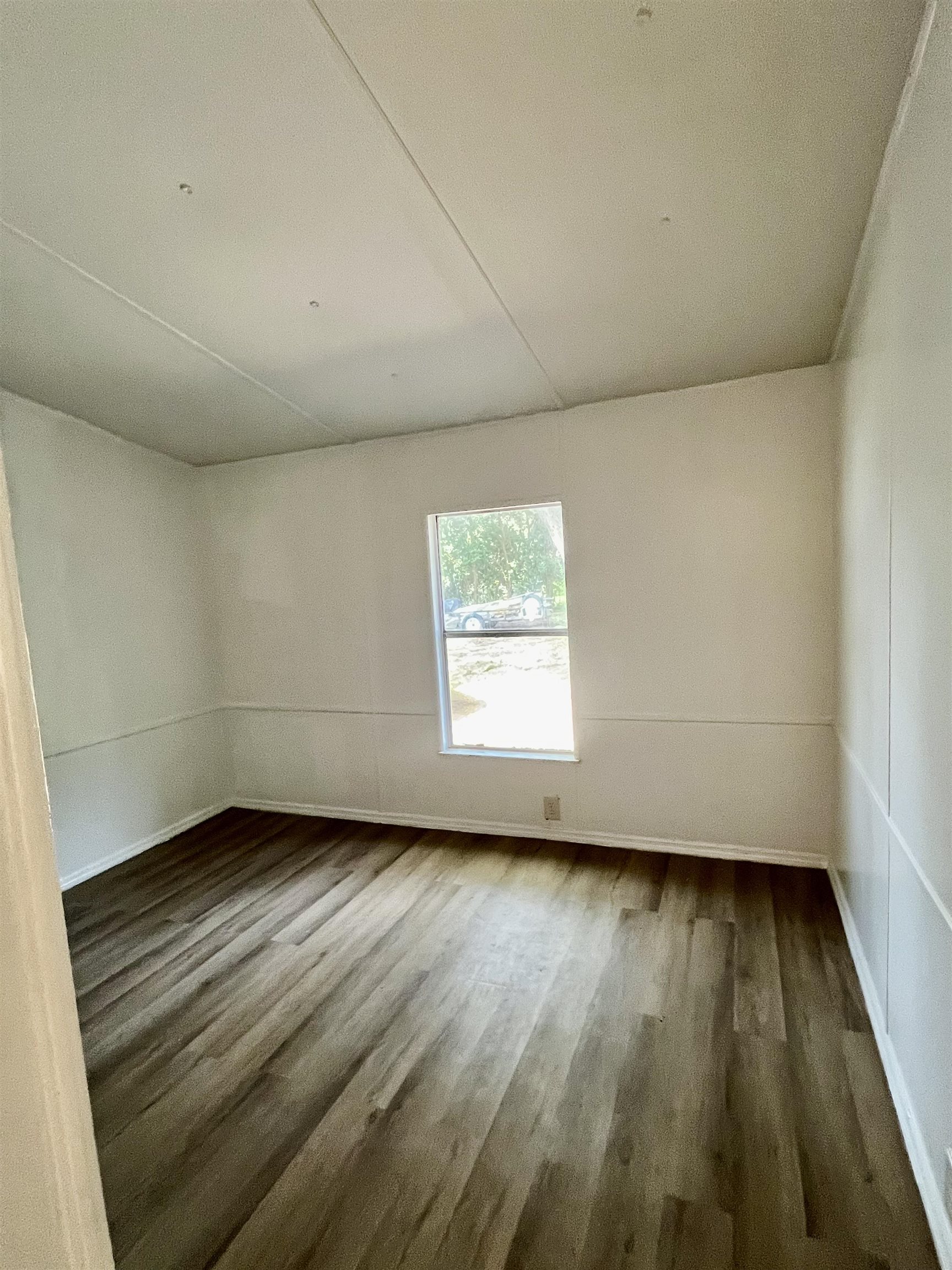 Image 18 of 48 For 23670 154th Place Ne