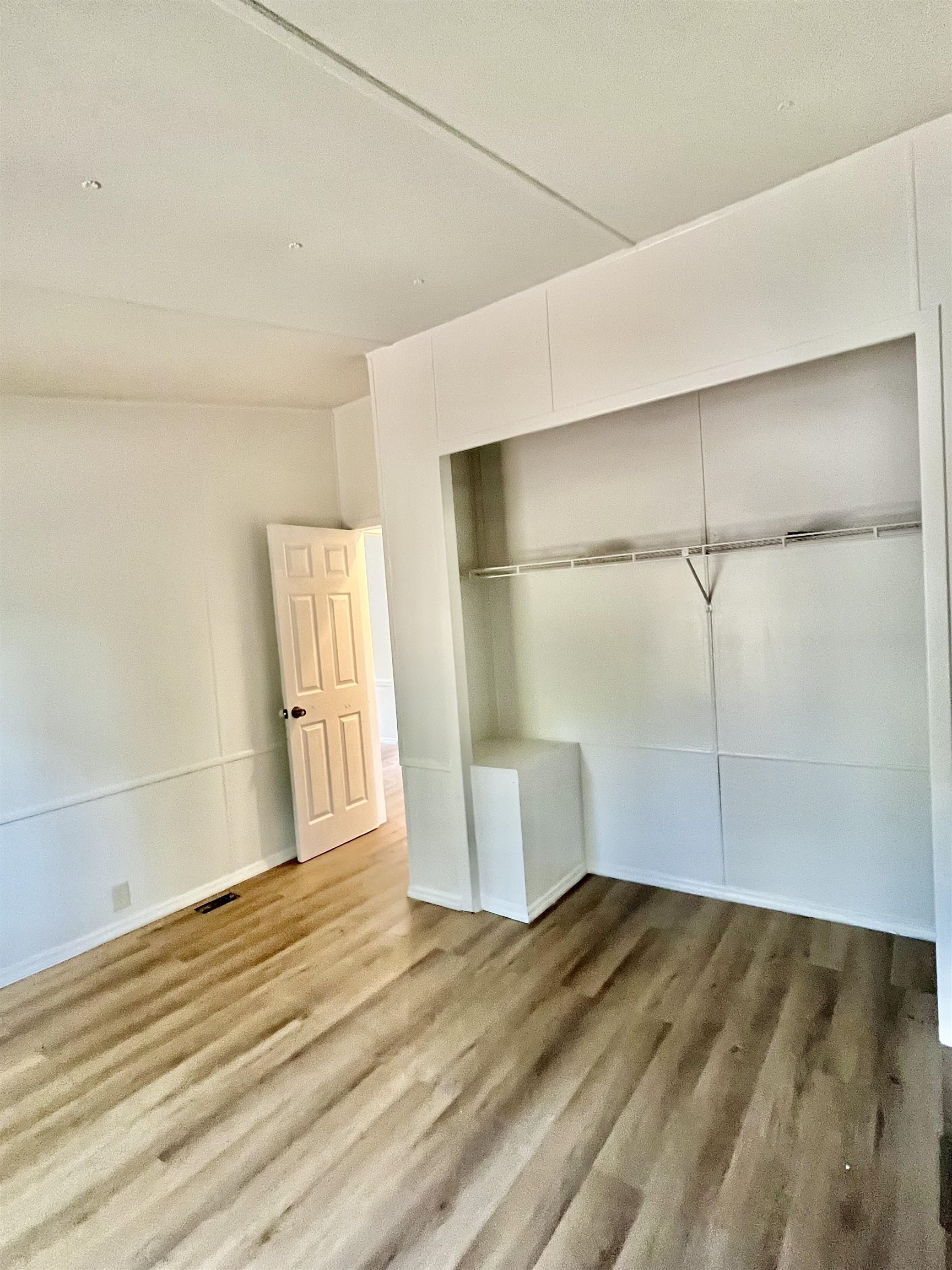 Image 19 of 48 For 23670 154th Place Ne