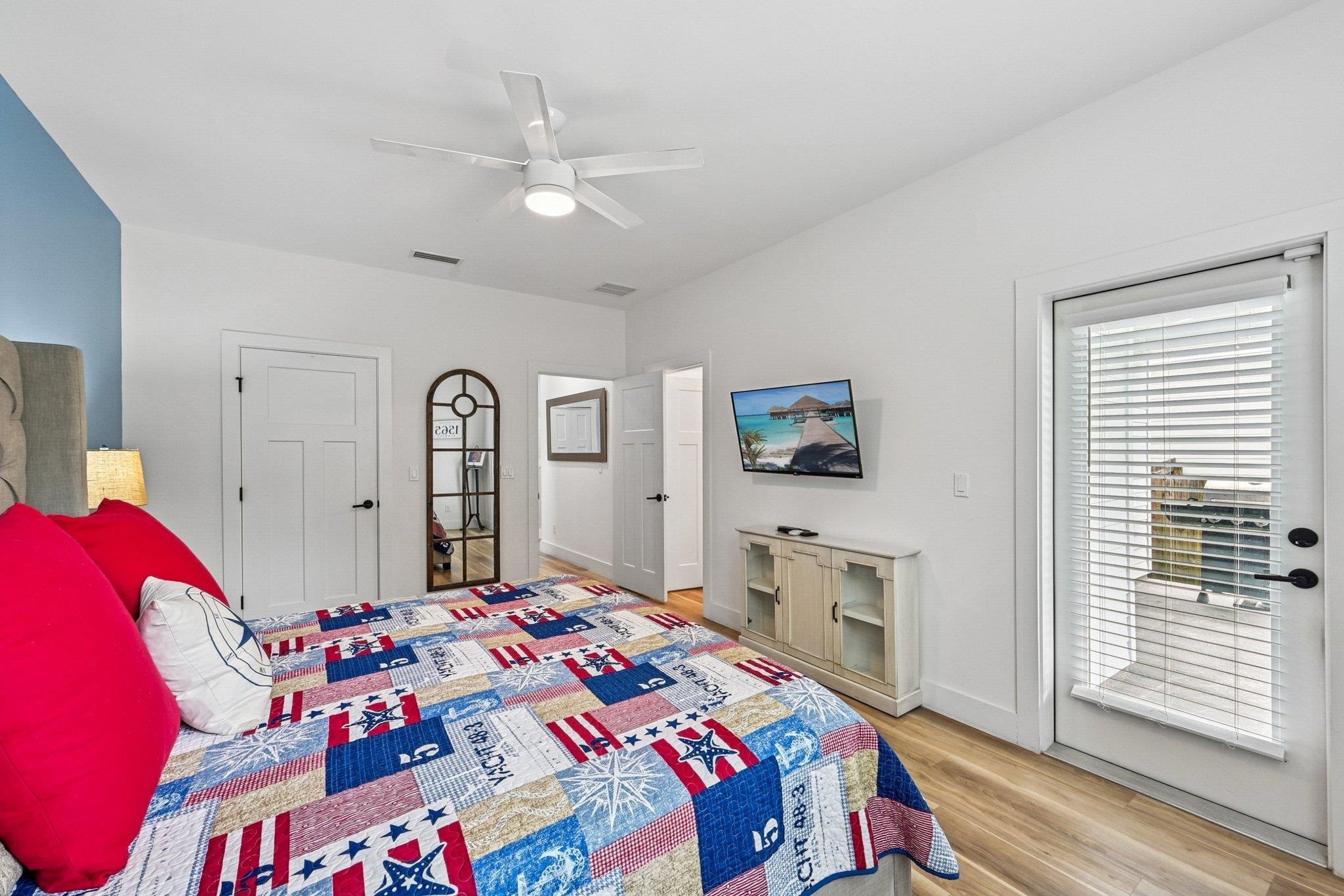 Image 20 of 48 For 43 Menendez Rd