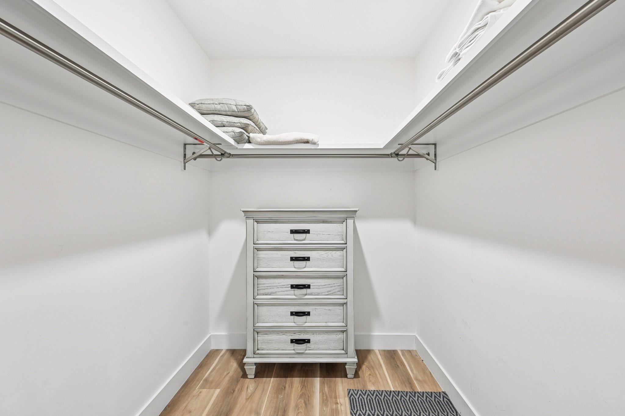 Image 22 of 48 For 43 Menendez Rd