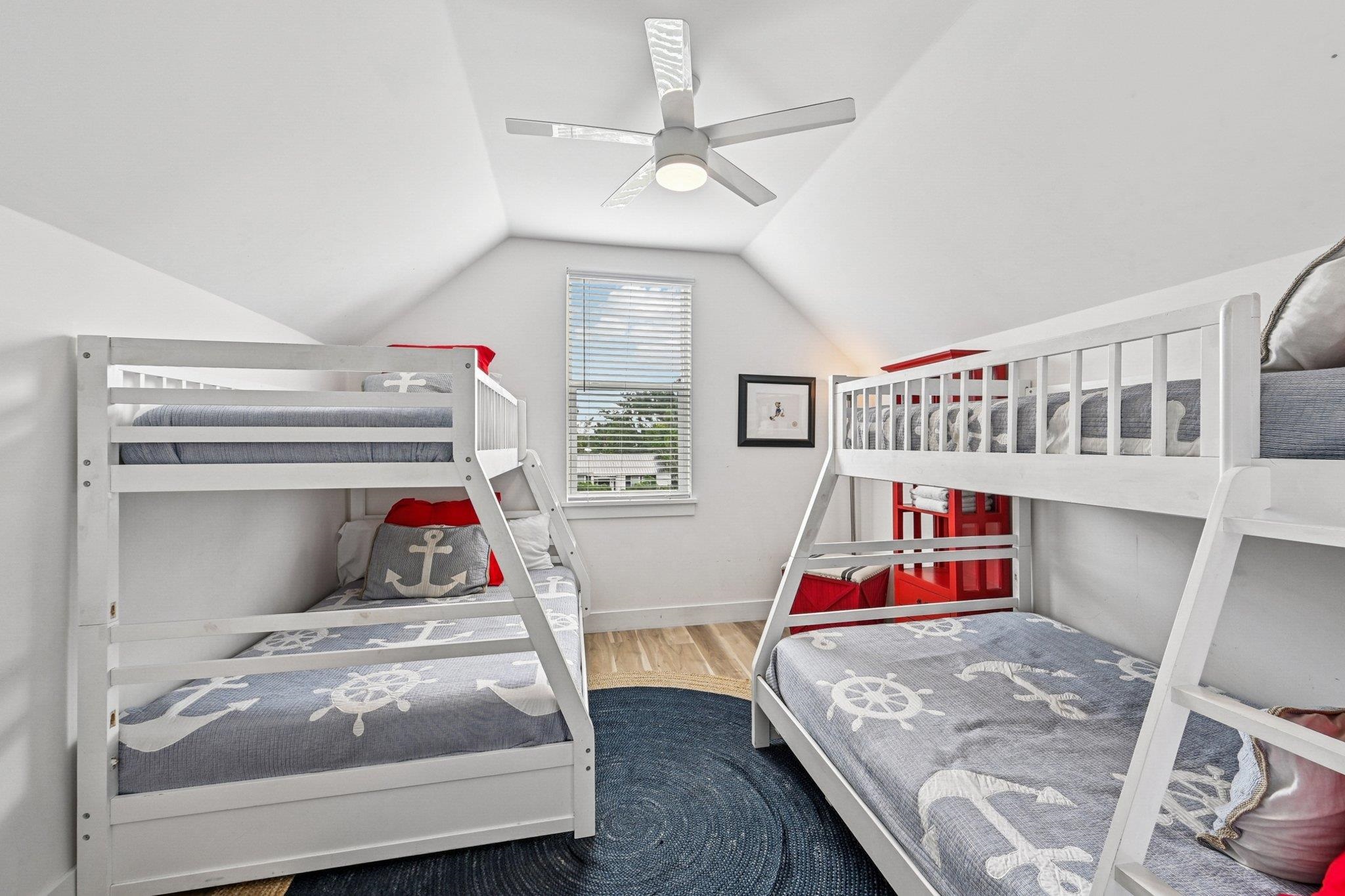 Image 25 of 48 For 43 Menendez Rd