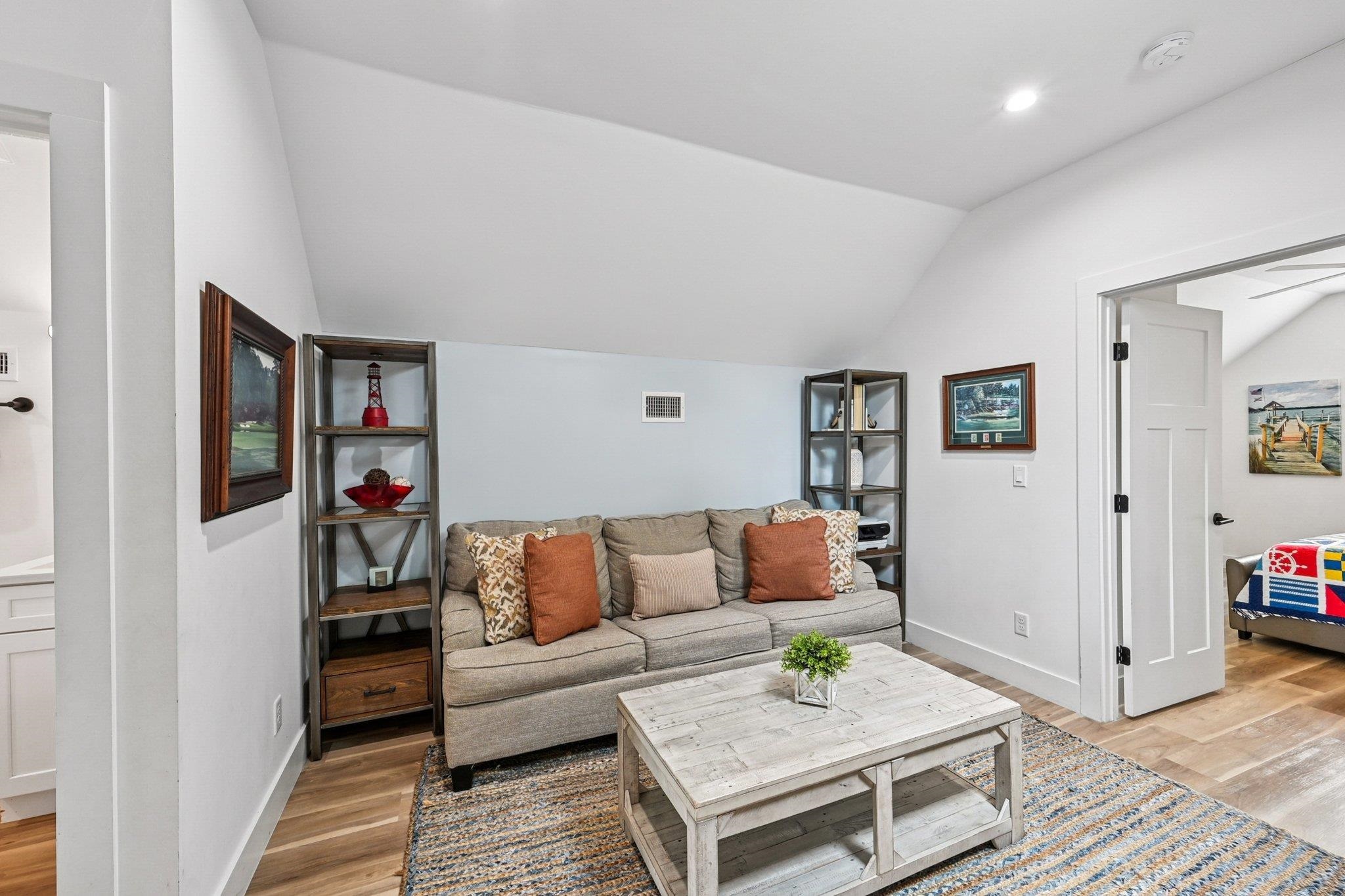 Image 30 of 48 For 43 Menendez Rd