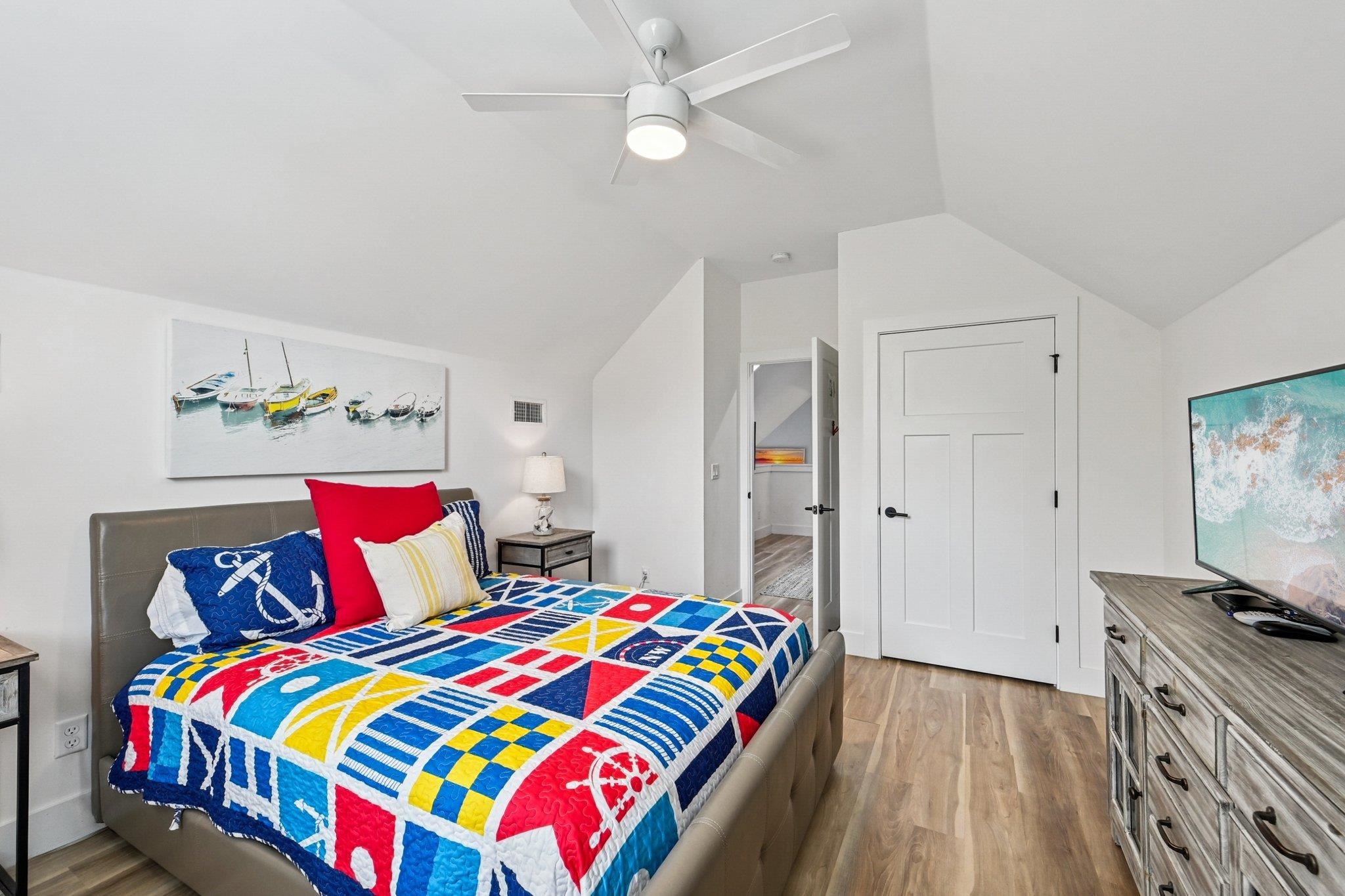 Image 32 of 48 For 43 Menendez Rd