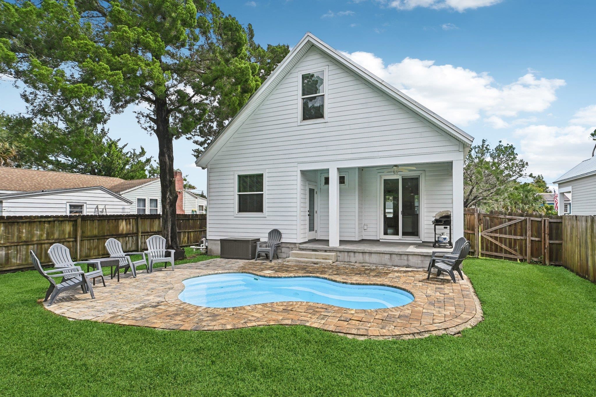 Image 37 of 48 For 43 Menendez Rd