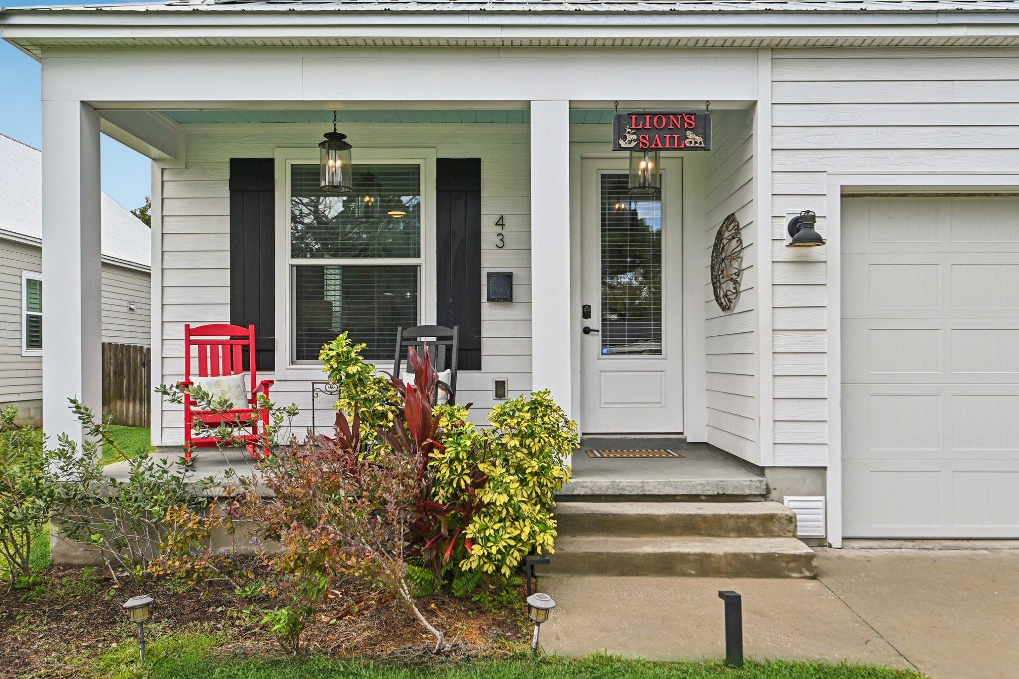 Image 4 of 48 For 43 Menendez Rd