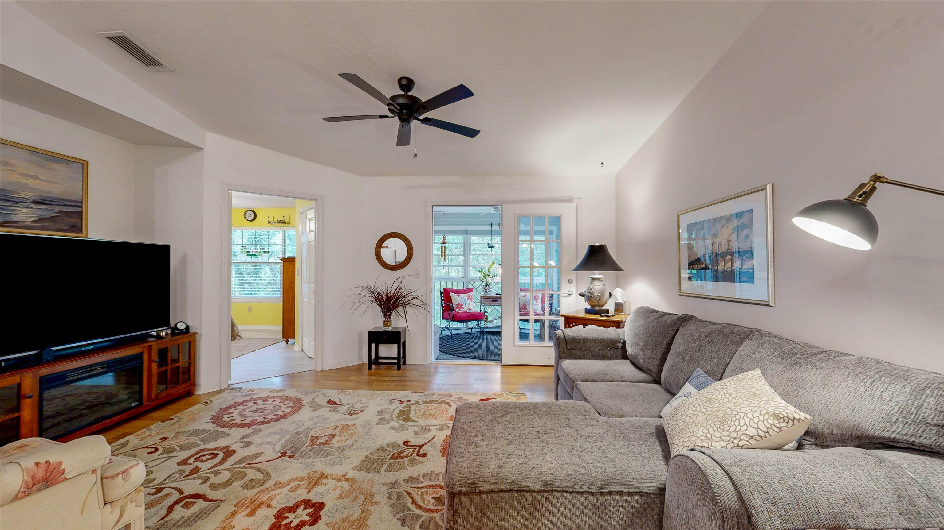 Image 11 of 42 For 37203 Harbour Vista Cir  37203