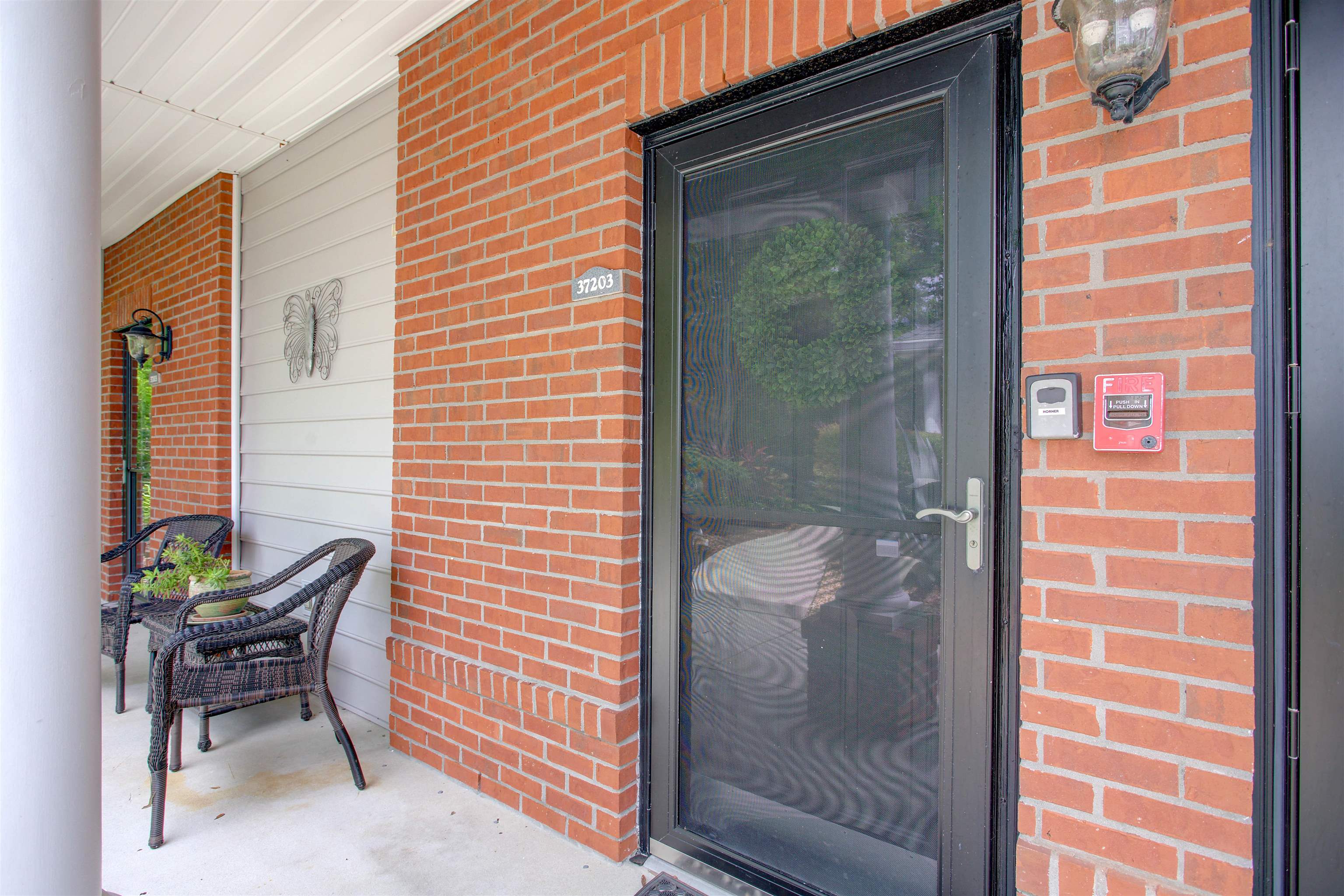Image 4 of 42 For 37203 Harbour Vista Cir  37203