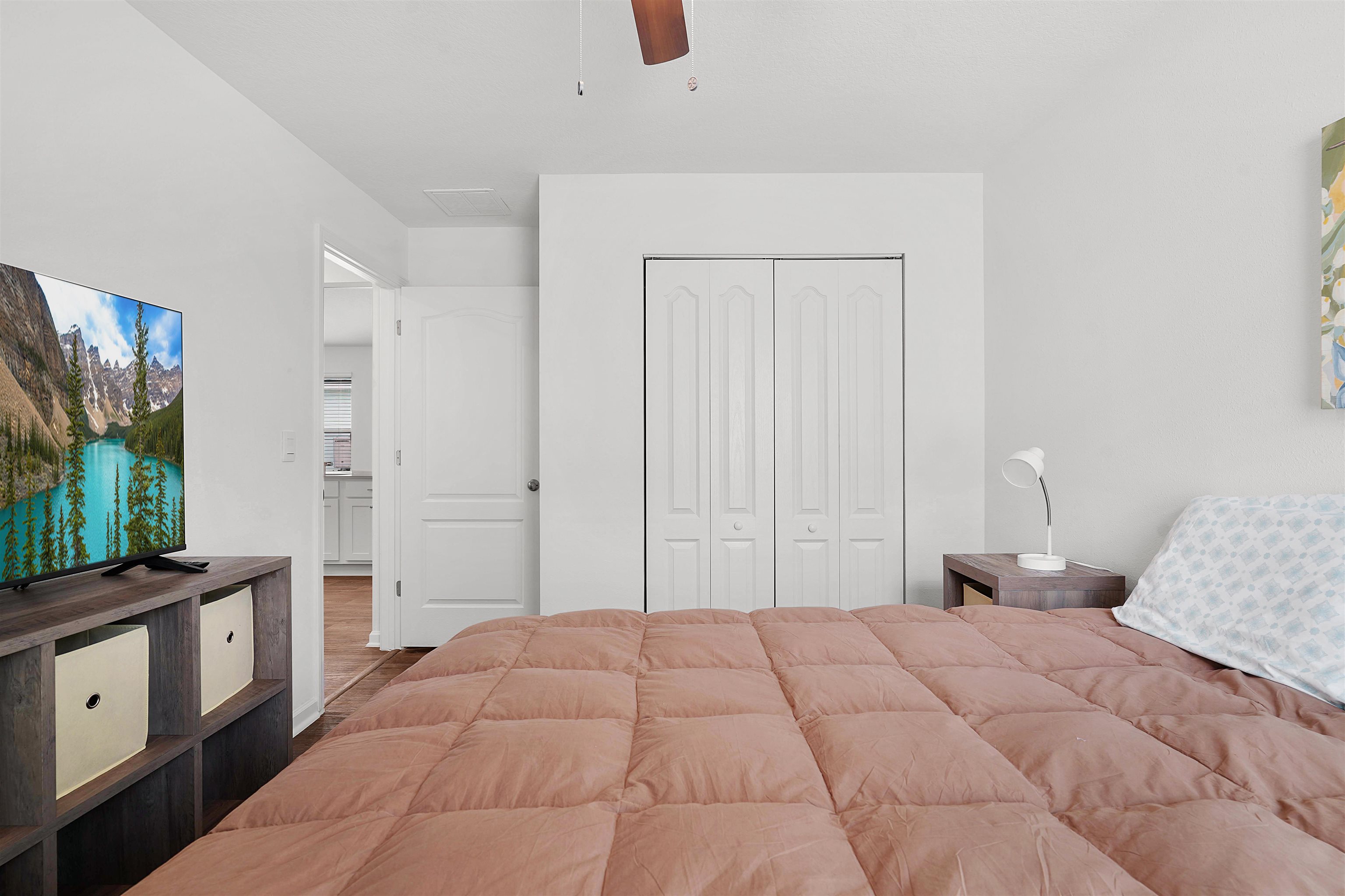 Image 21 of 42 For 861 Orellana Road