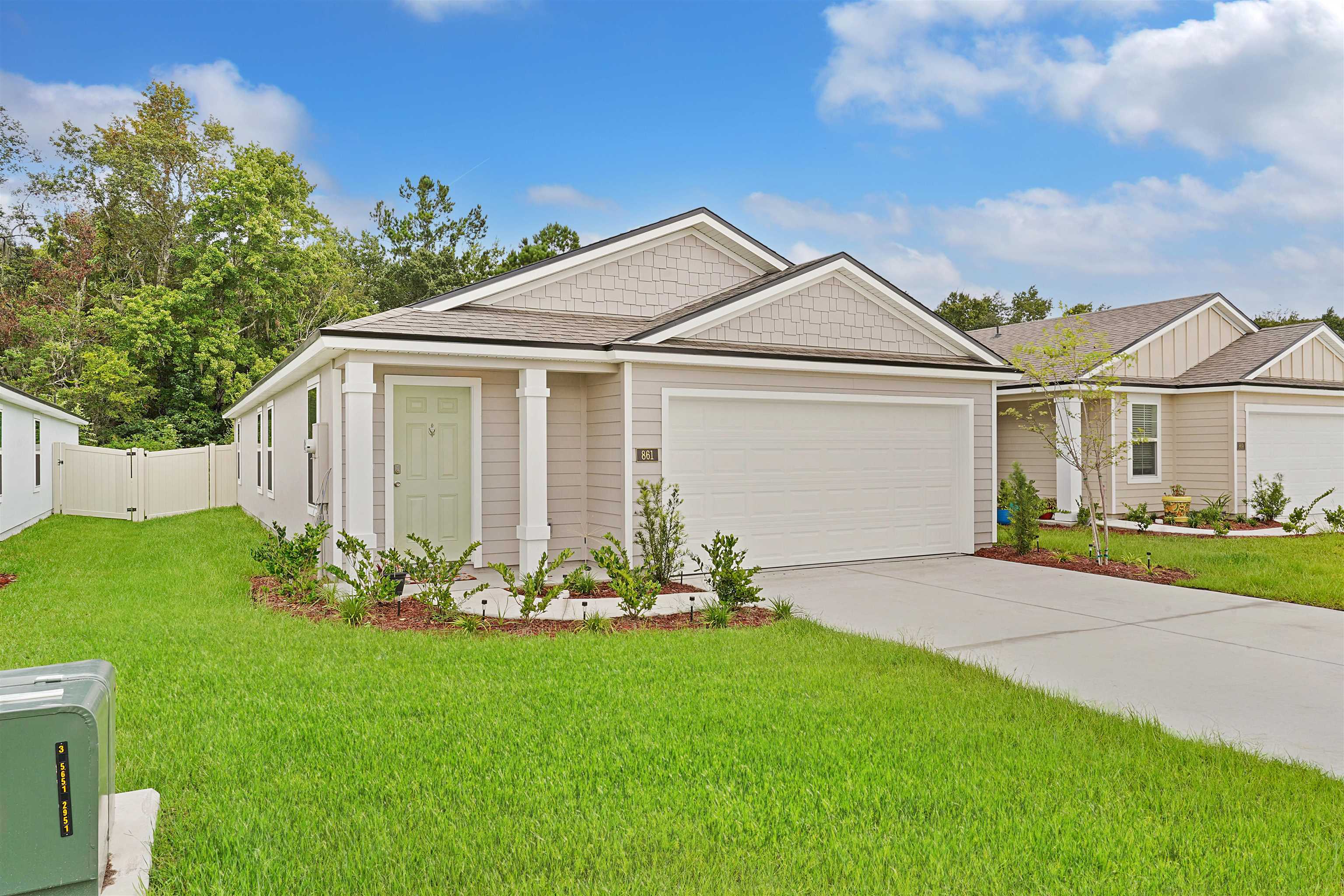 Image 5 of 42 For 861 Orellana Road