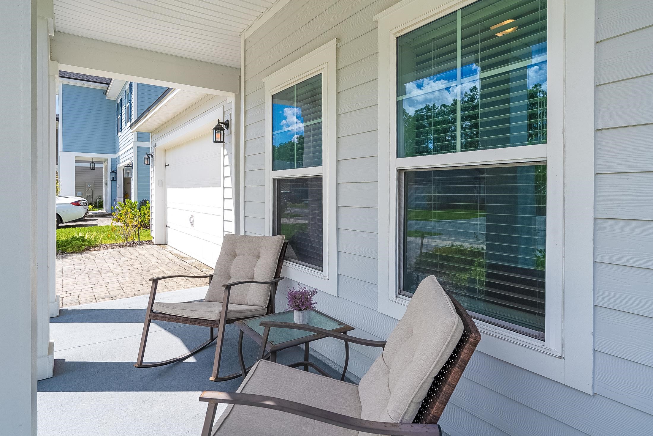 Image 10 of 90 For 685 Watervale Dr