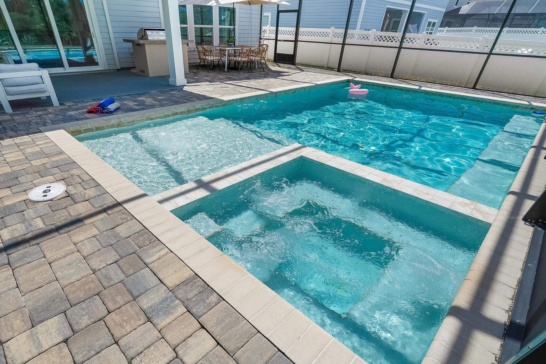 Image 42 of 90 For 685 Watervale Dr