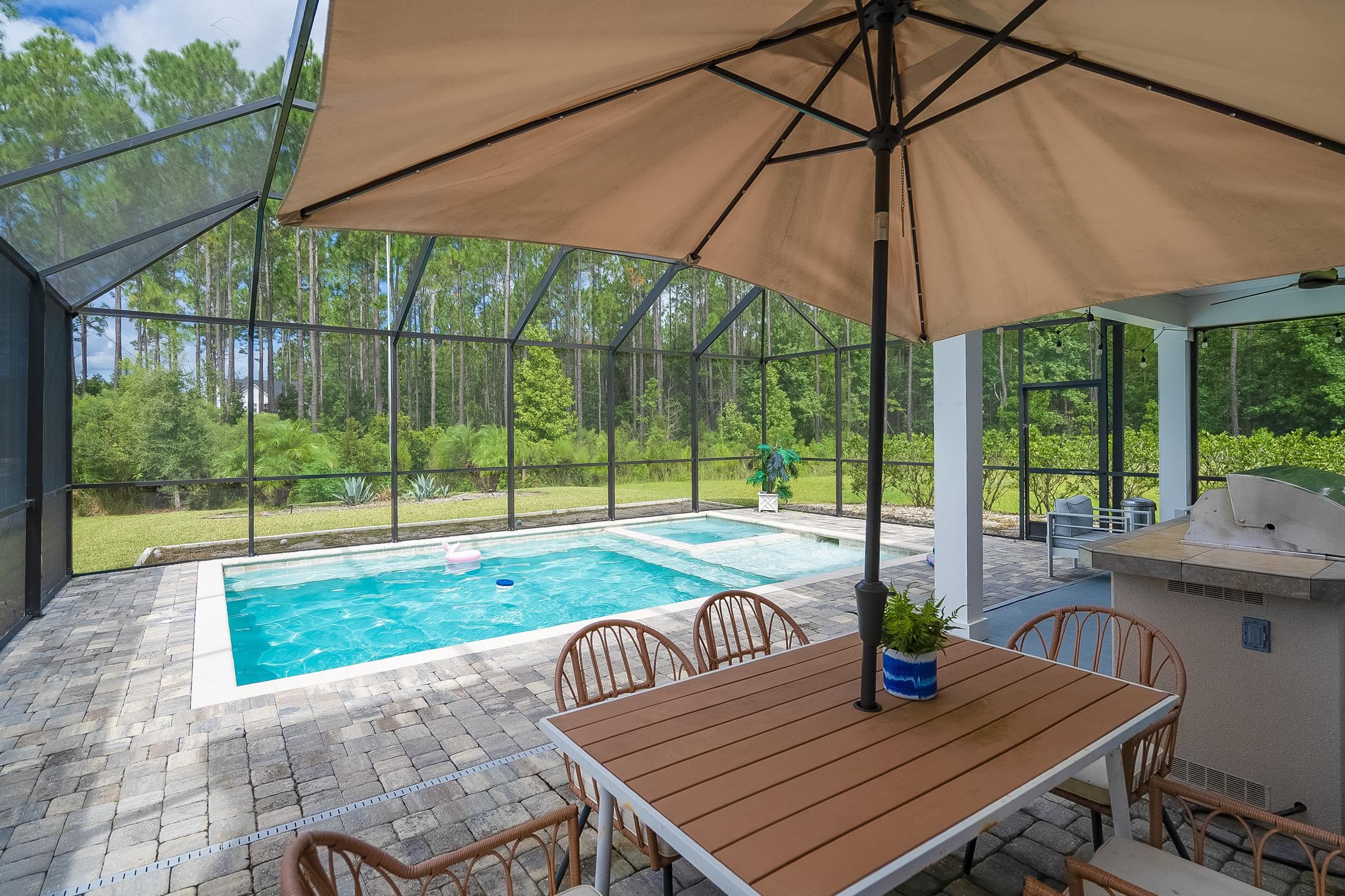 Image 44 of 90 For 685 Watervale Dr