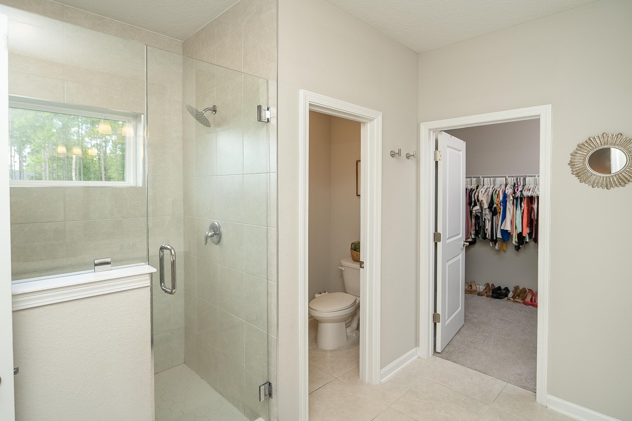 Image 54 of 90 For 685 Watervale Dr
