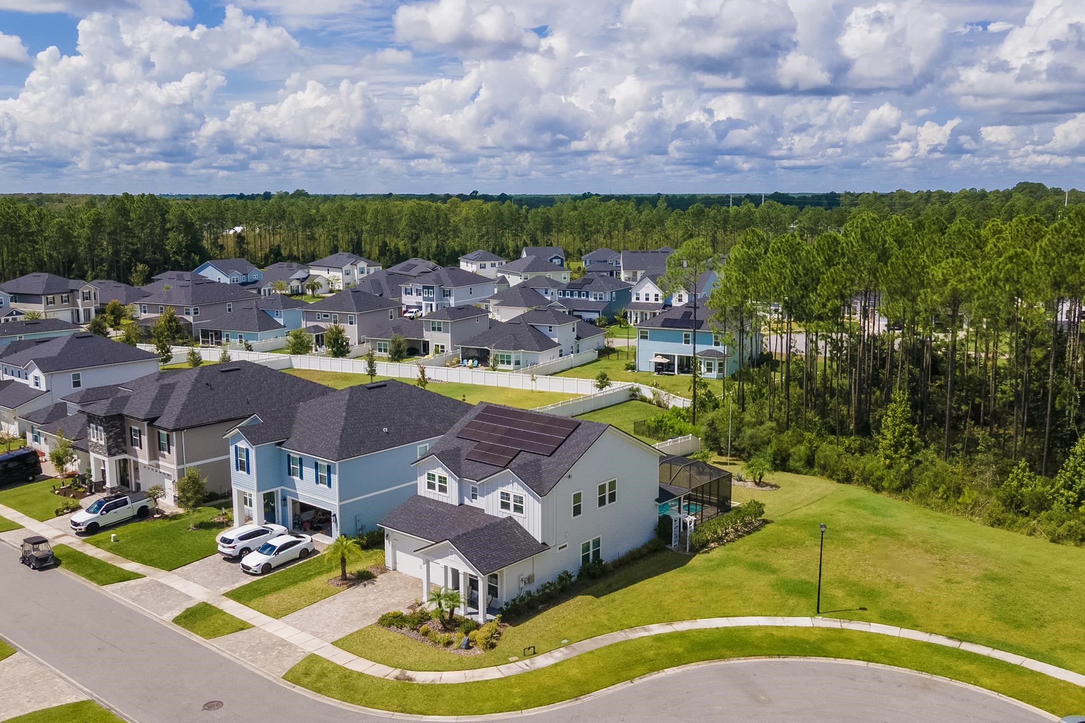 Image 73 of 90 For 685 Watervale Dr