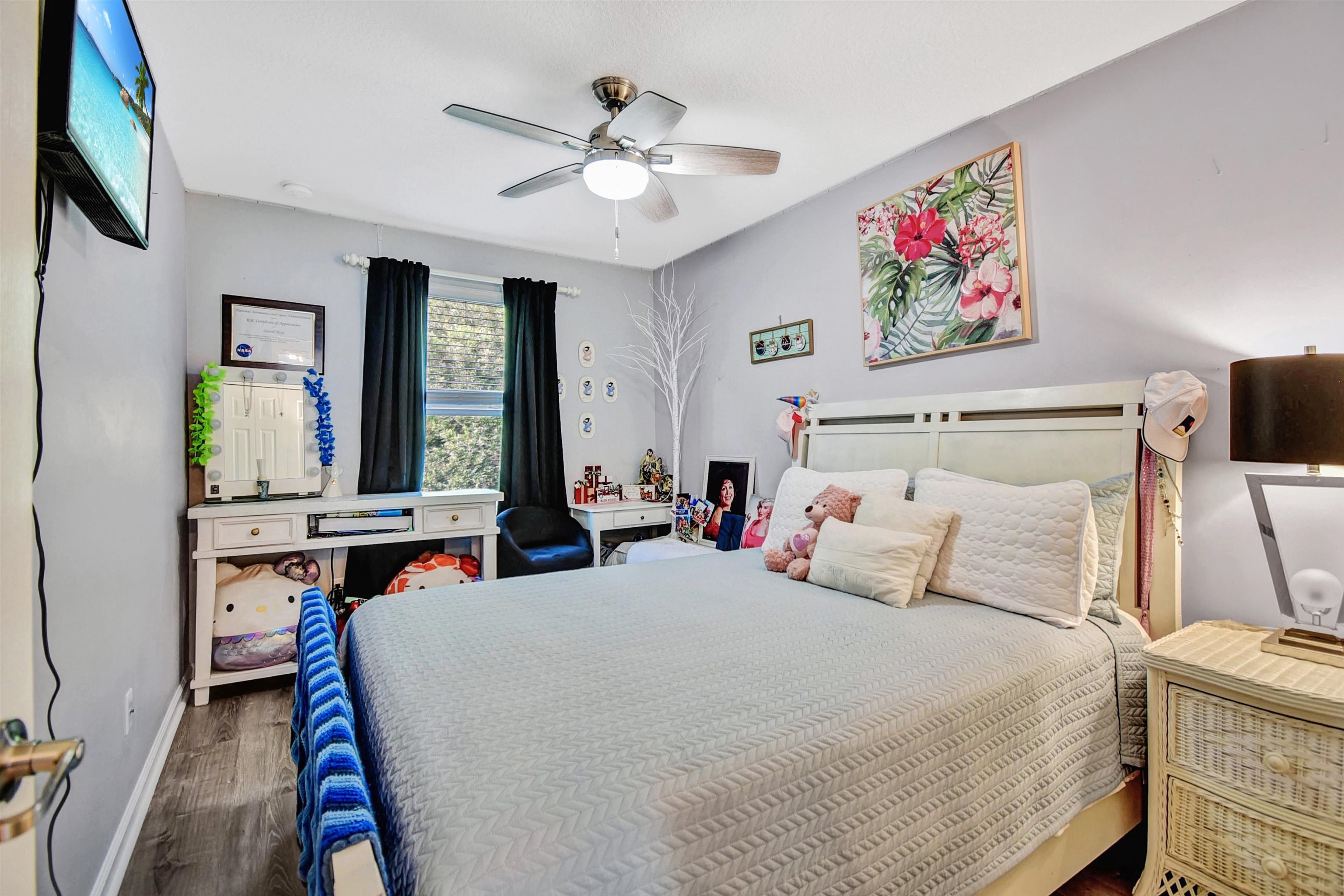 Image 19 of 41 For 193 Paradas Pl