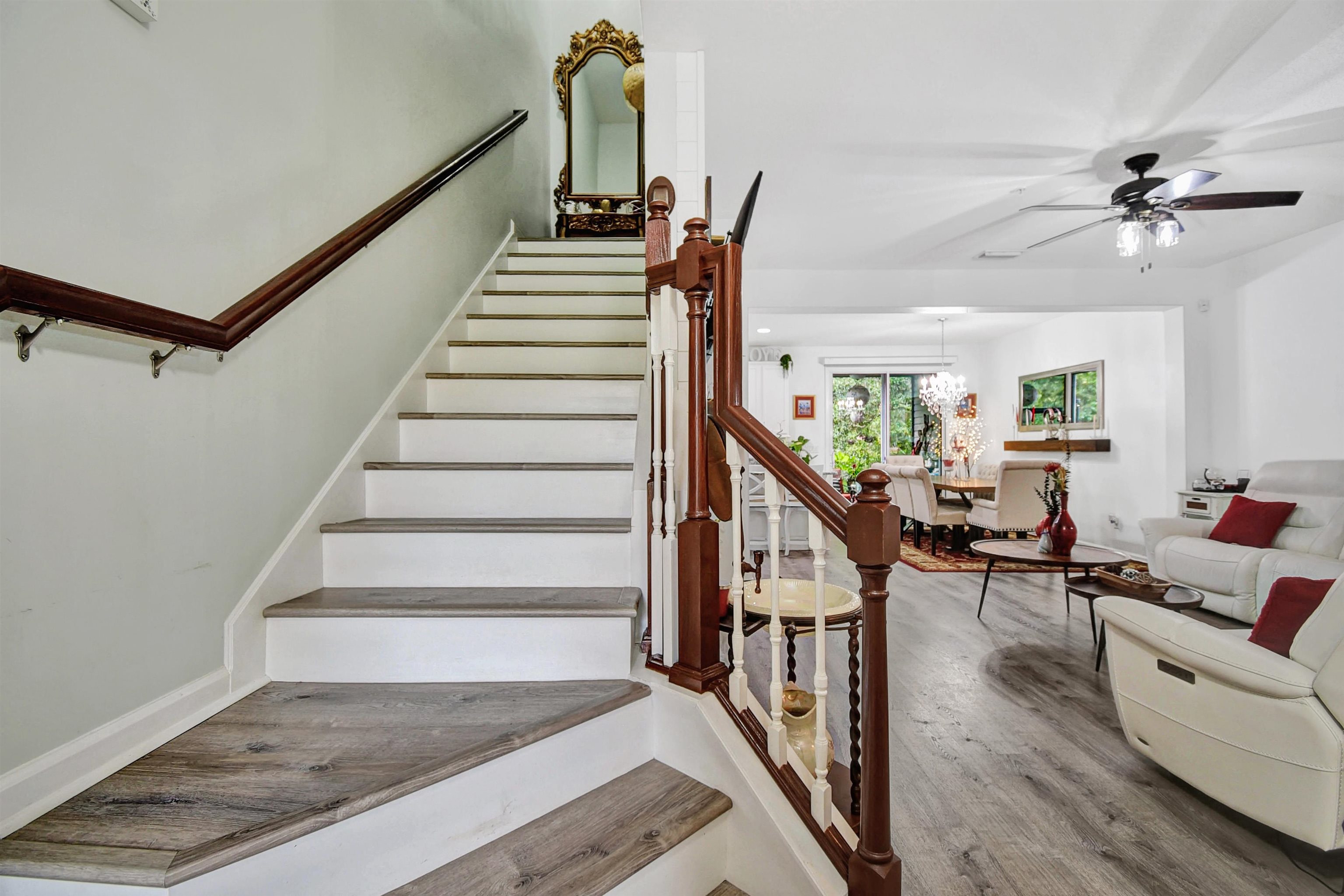Image 2 of 41 For 193 Paradas Pl