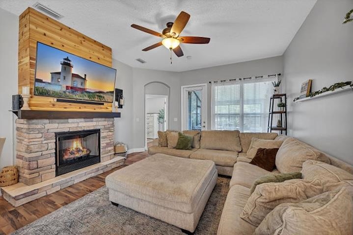 Image 12 of 36 For 1841 Enterprise Avenue