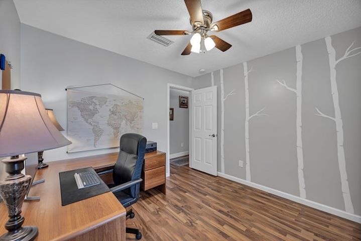 Image 22 of 36 For 1841 Enterprise Avenue