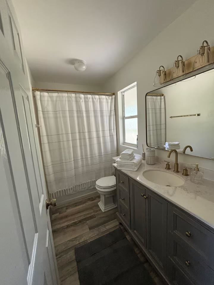 Image 21 of 33 For 13535 County Road 13 N 7