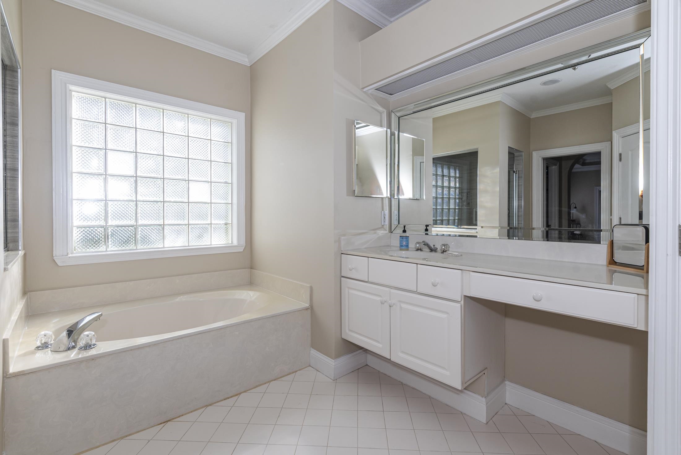 Image 8 of 20 For 128 Tide Watch Drive