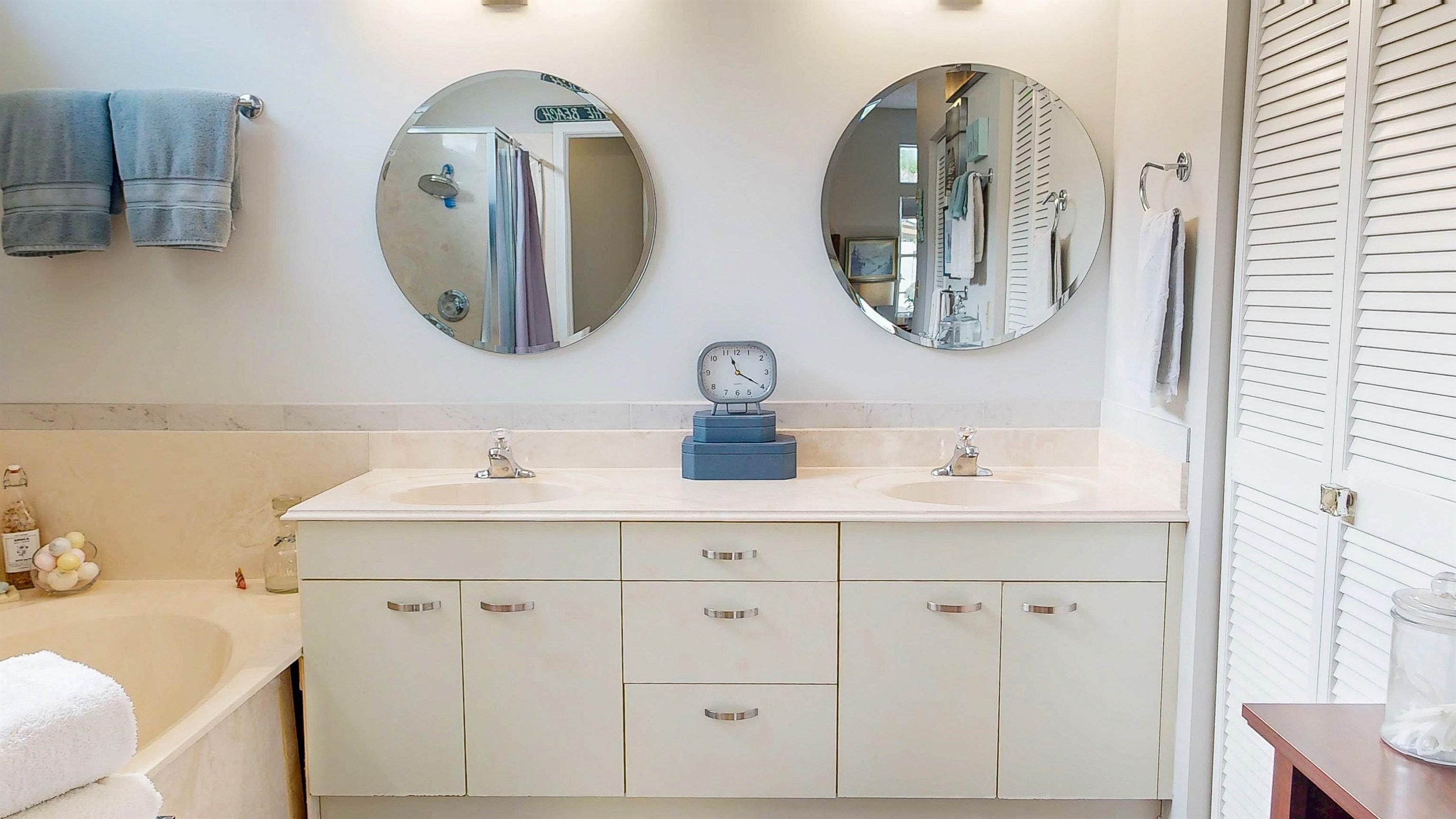 Image 32 of 59 For 240 Joey Dr