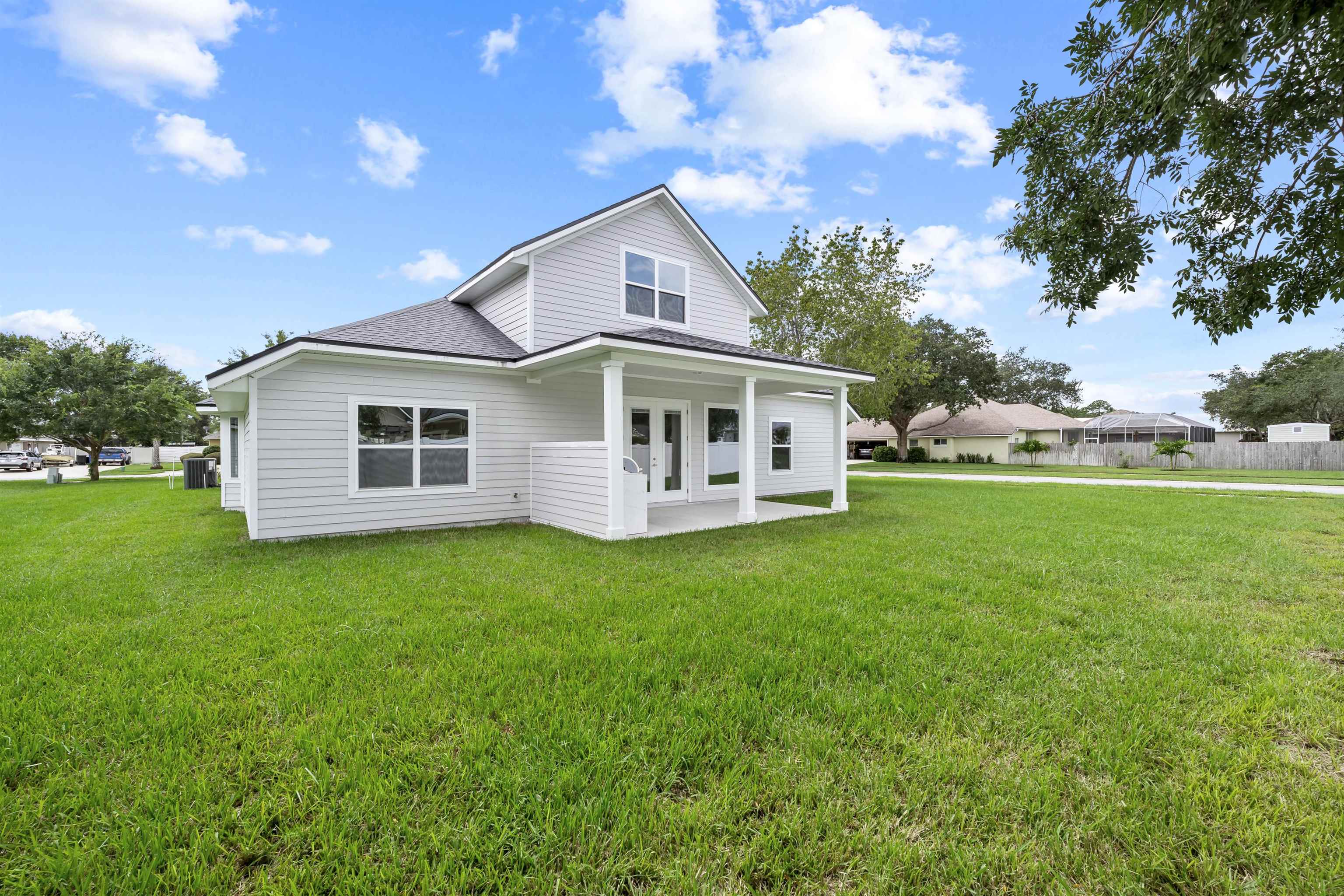 Image 35 of 61 For 105 Fonseca Dr