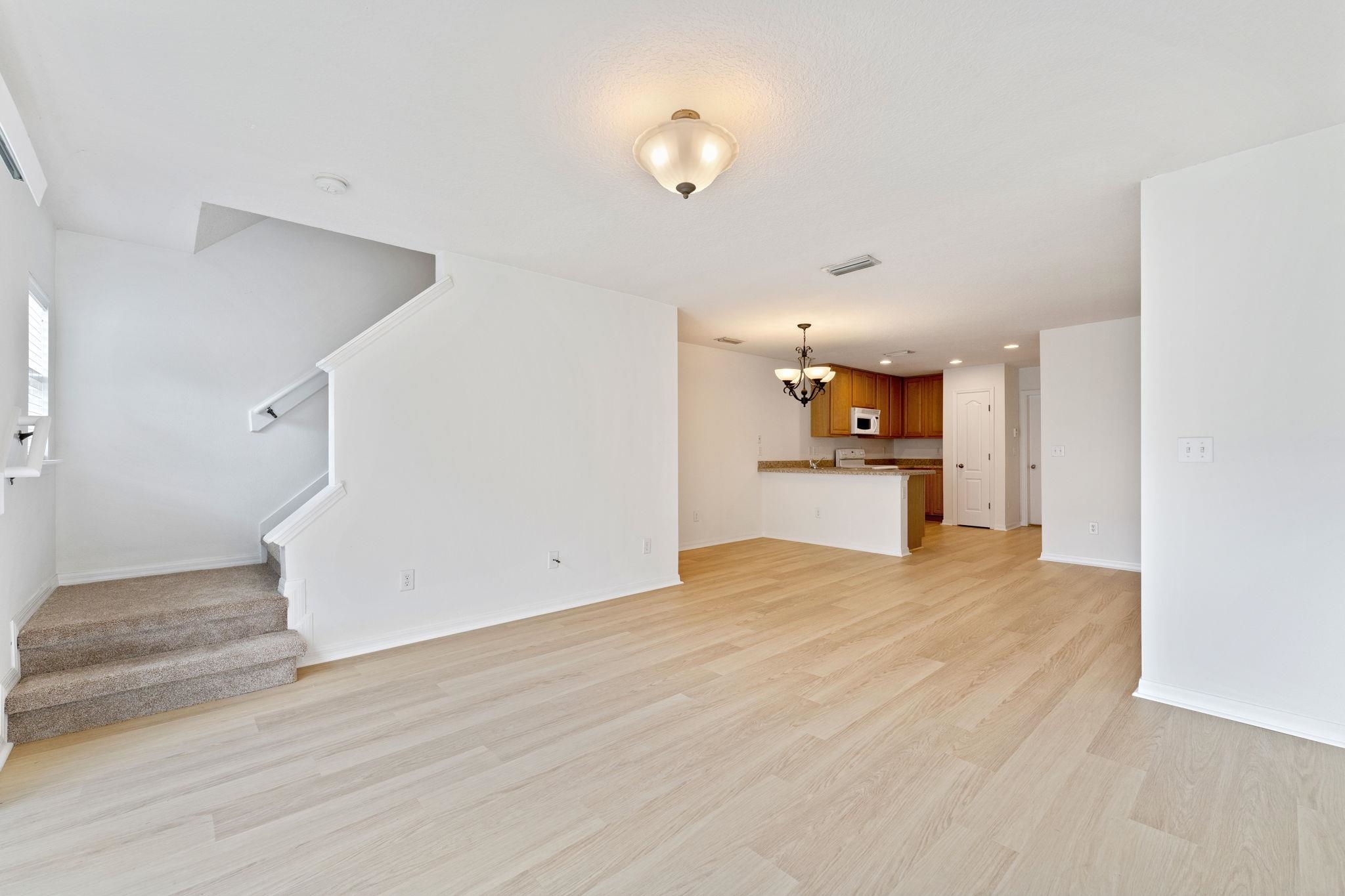 Image 16 of 38 For 308 Syrah Way