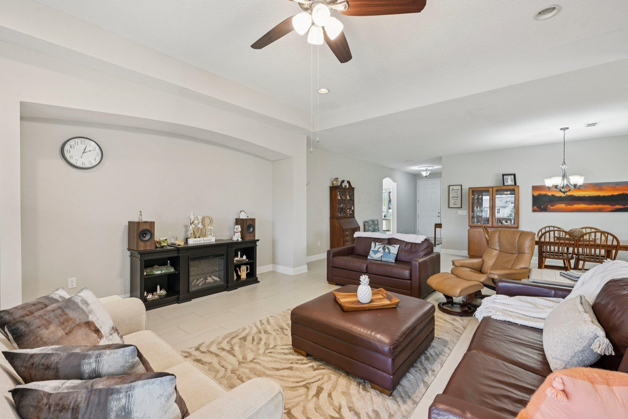 Image 10 of 59 For 324 Deerfield Meadows Cir