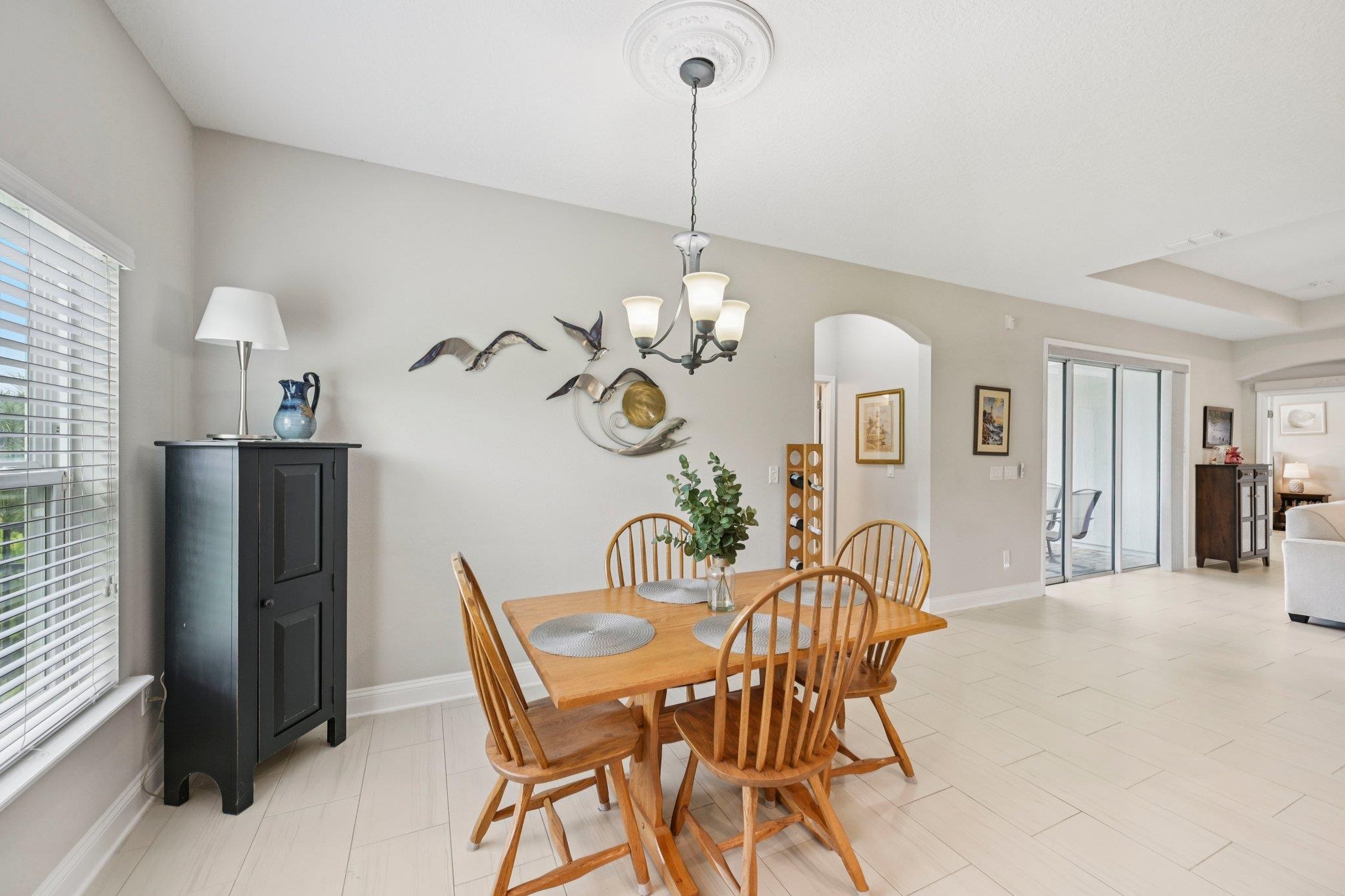 Image 18 of 59 For 324 Deerfield Meadows Cir