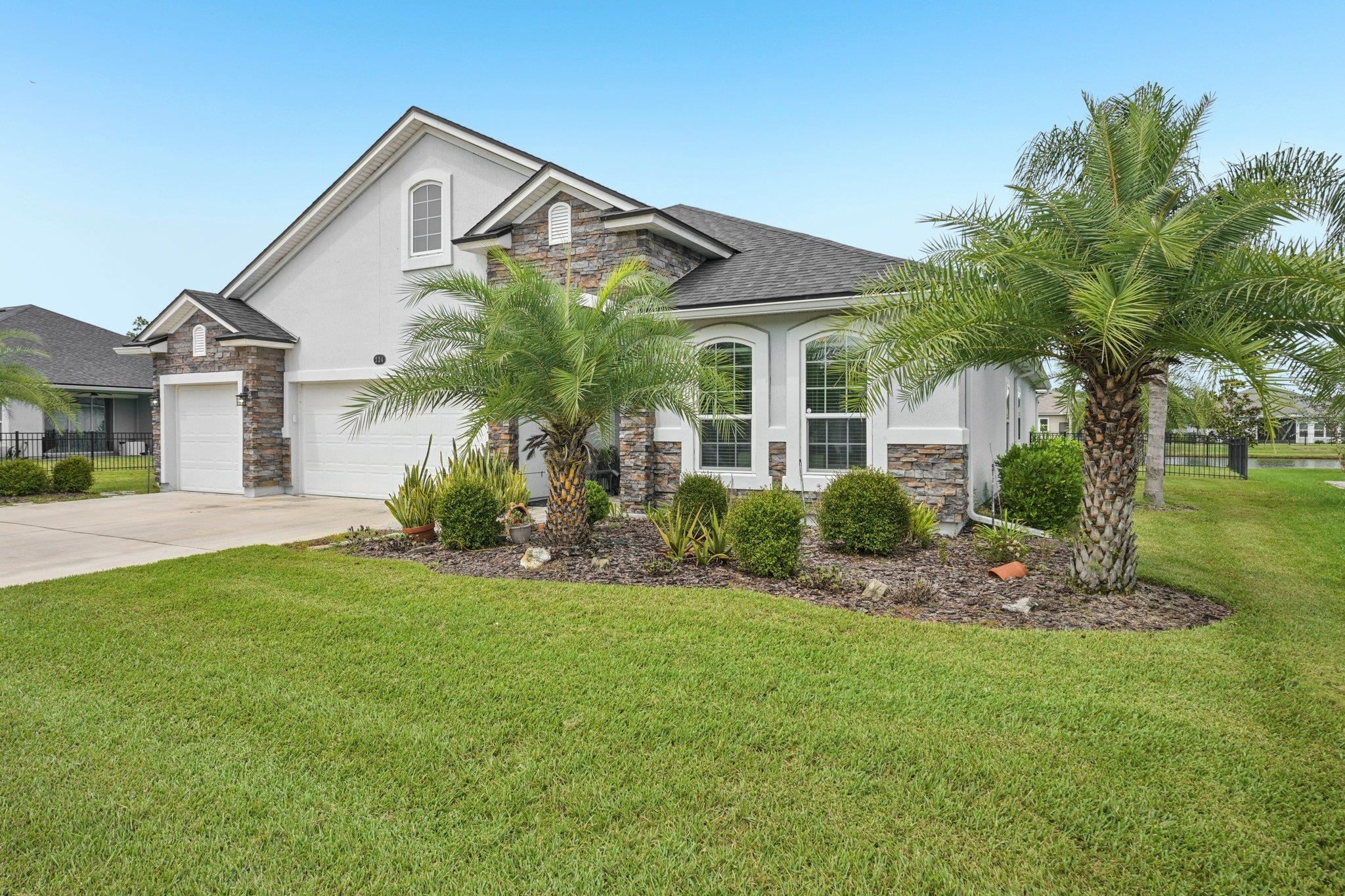 Image 4 of 59 For 324 Deerfield Meadows Cir