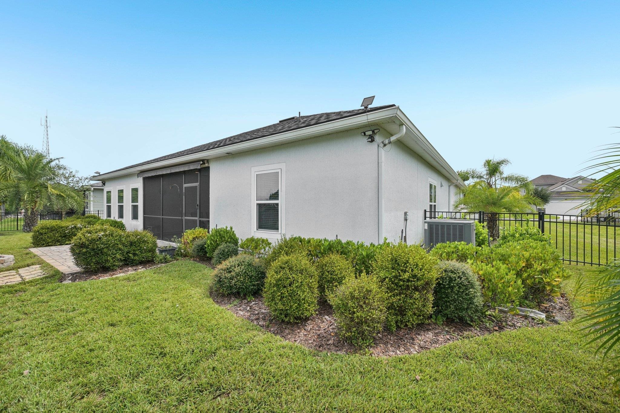 Image 44 of 59 For 324 Deerfield Meadows Cir