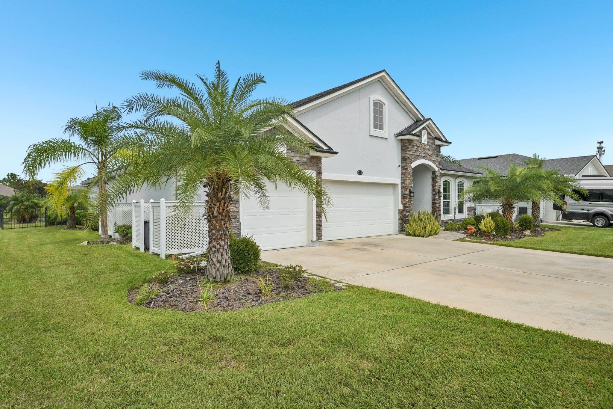 Image 5 of 59 For 324 Deerfield Meadows Cir