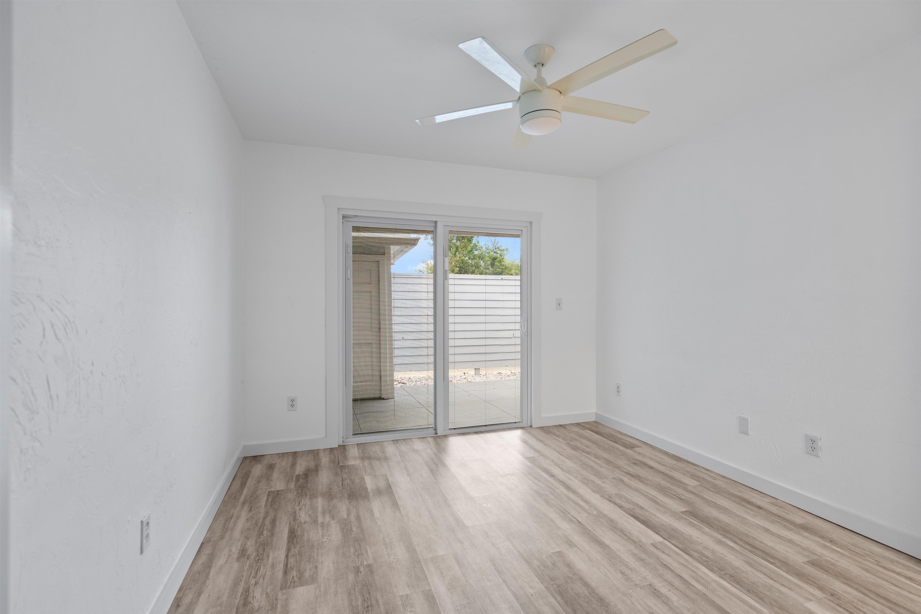 Image 14 of 43 For 17 Fountain Of Youth Blvd