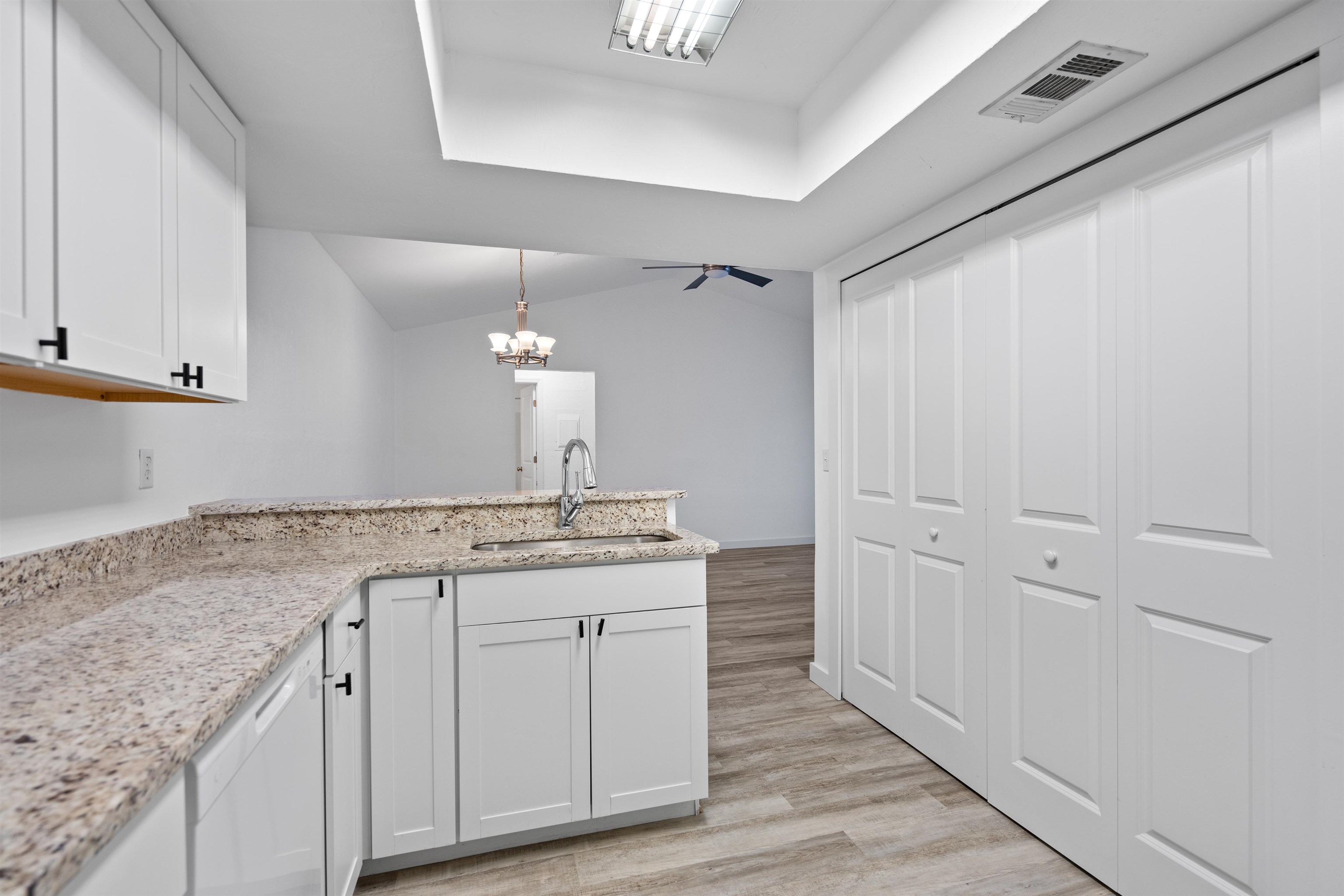 Image 26 of 43 For 17 Fountain Of Youth Blvd