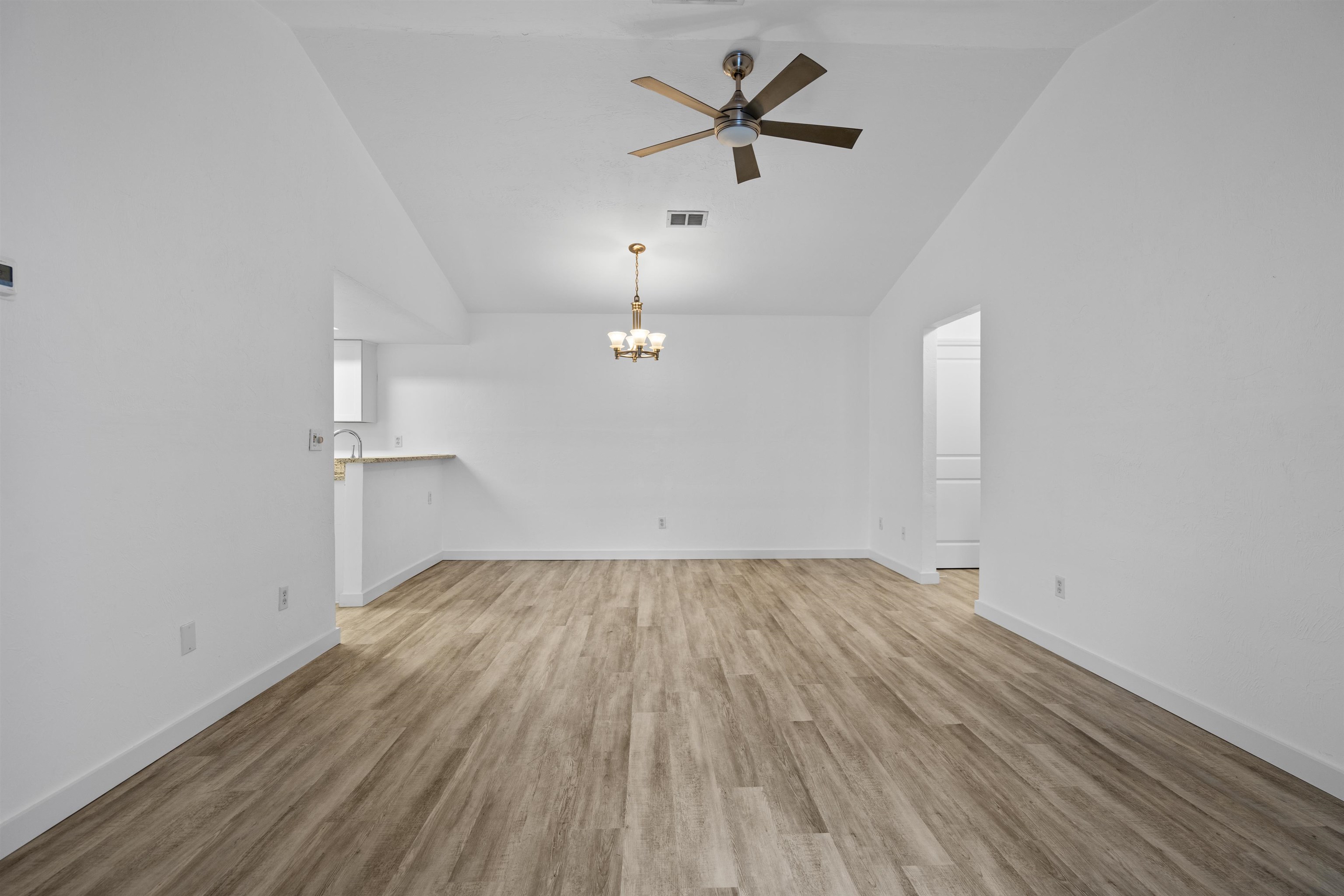 Image 27 of 43 For 17 Fountain Of Youth Blvd