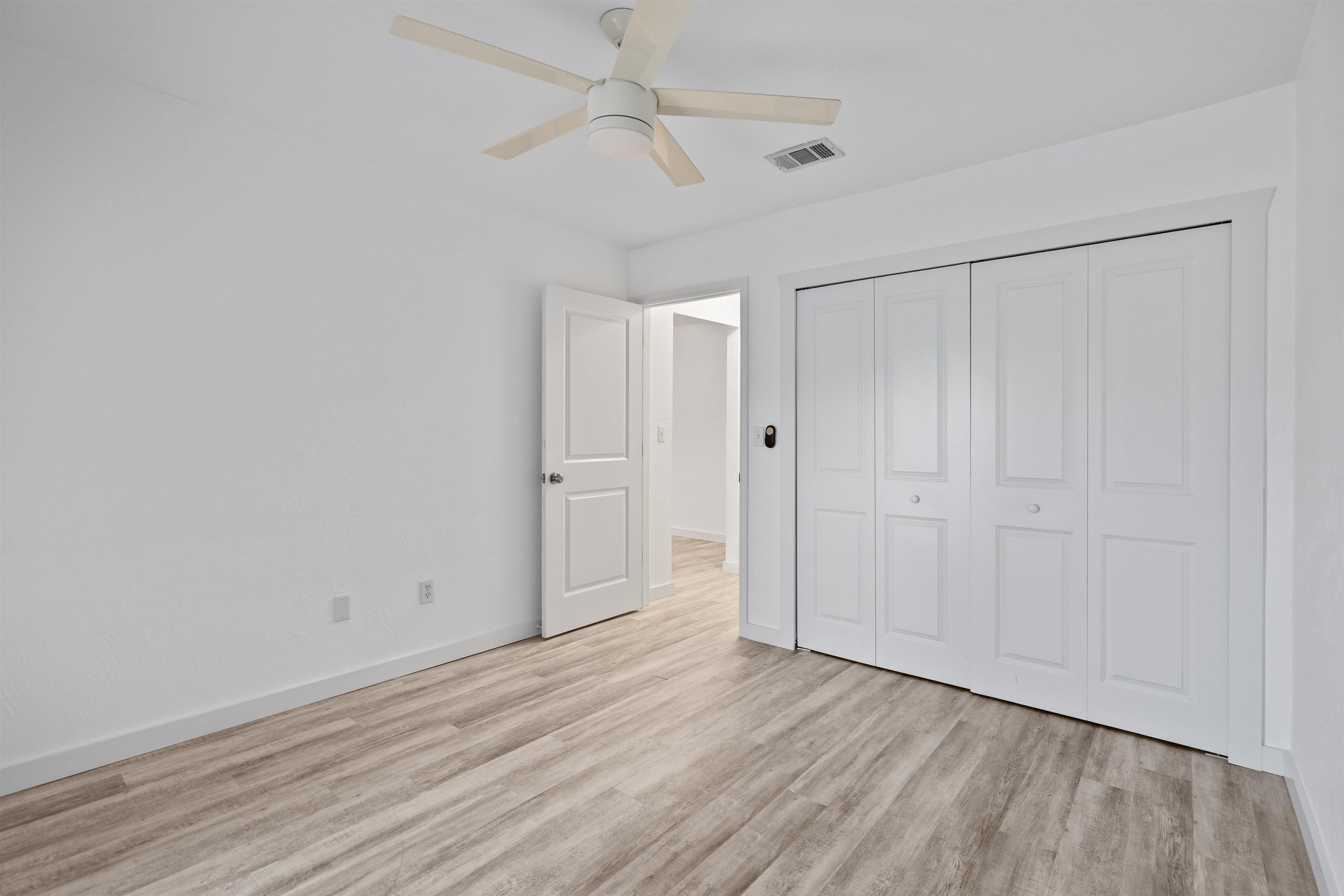 Image 32 of 43 For 17 Fountain Of Youth Blvd