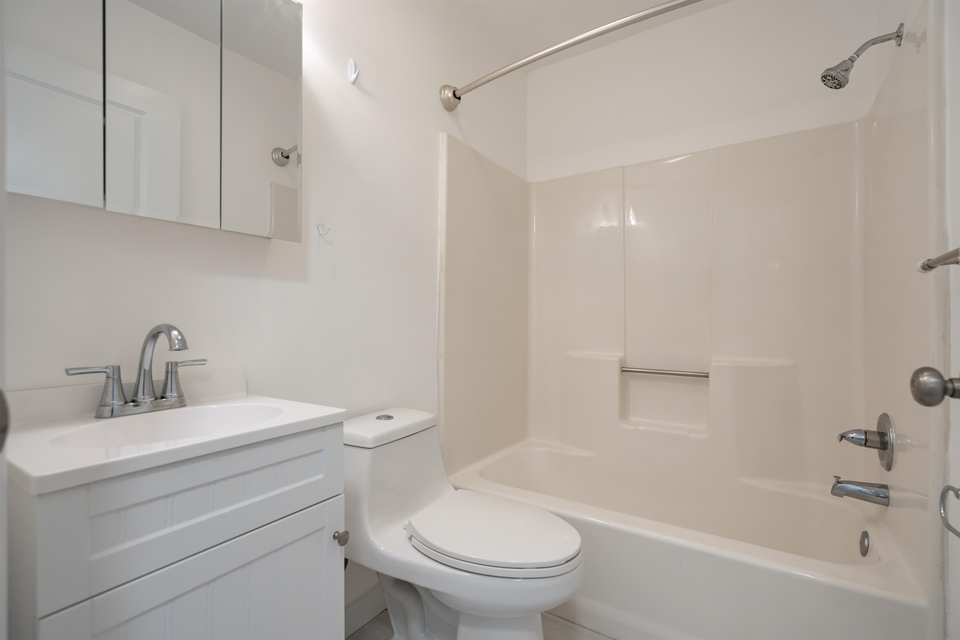 Image 33 of 43 For 17 Fountain Of Youth Blvd